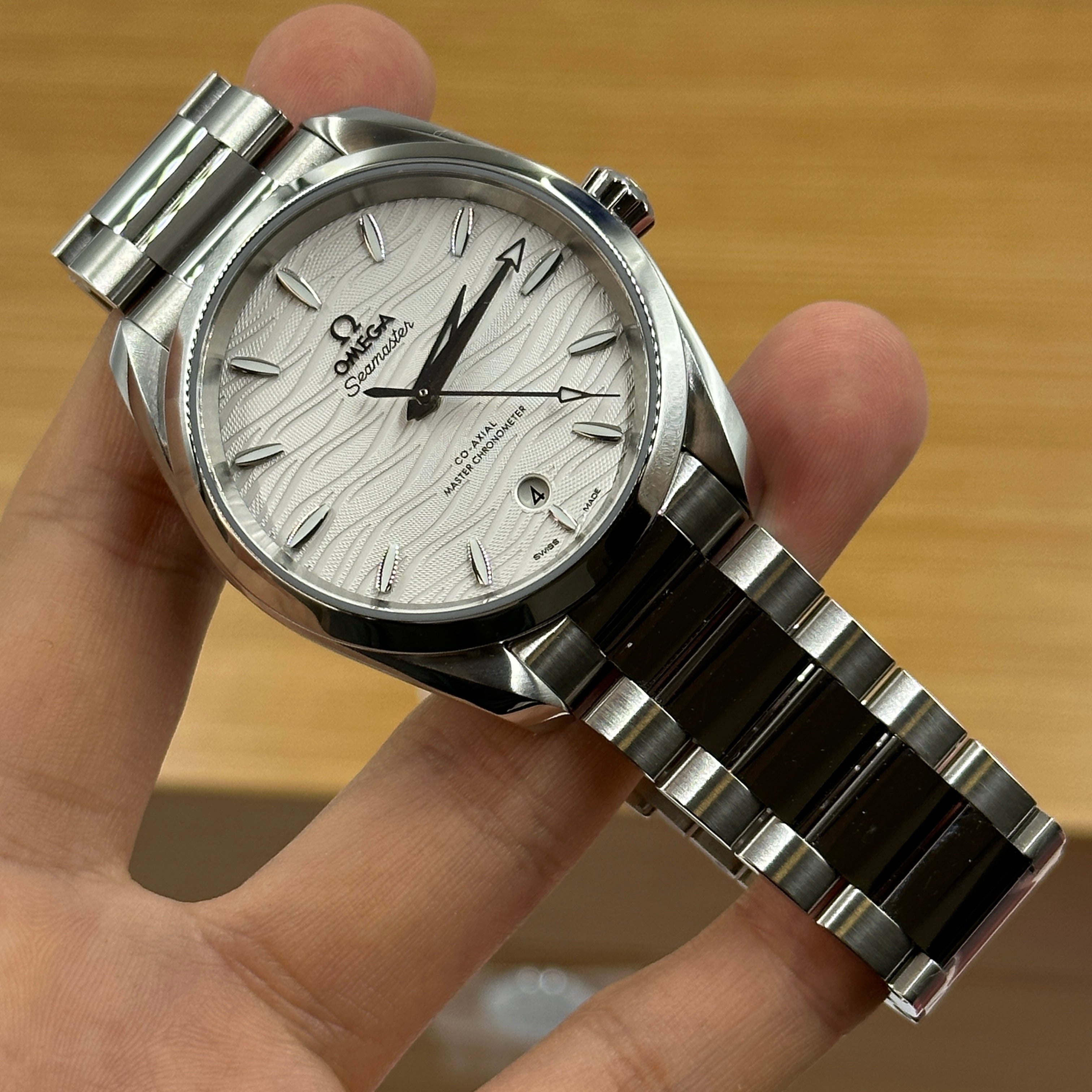 Omega - 220.10.38.20.02.003 Seamaster Aqua Terra 150M Master Chronometer 38
