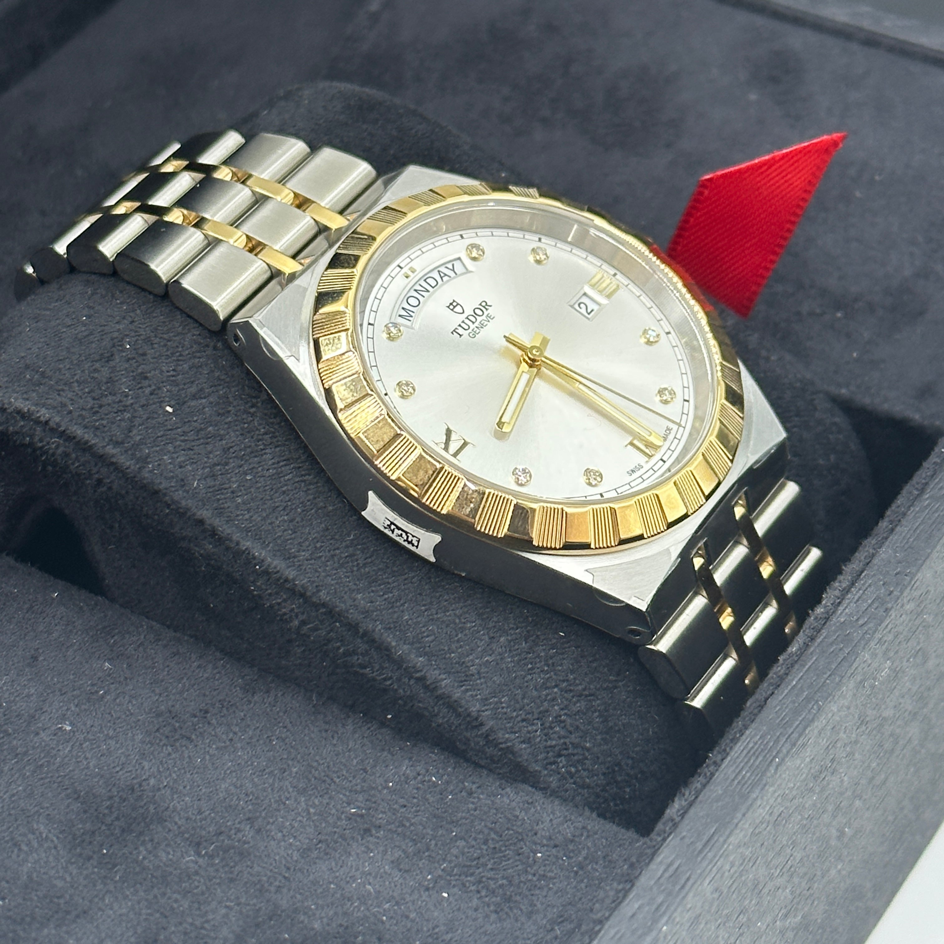 Tudor Royal M28603-0002 G SILVER