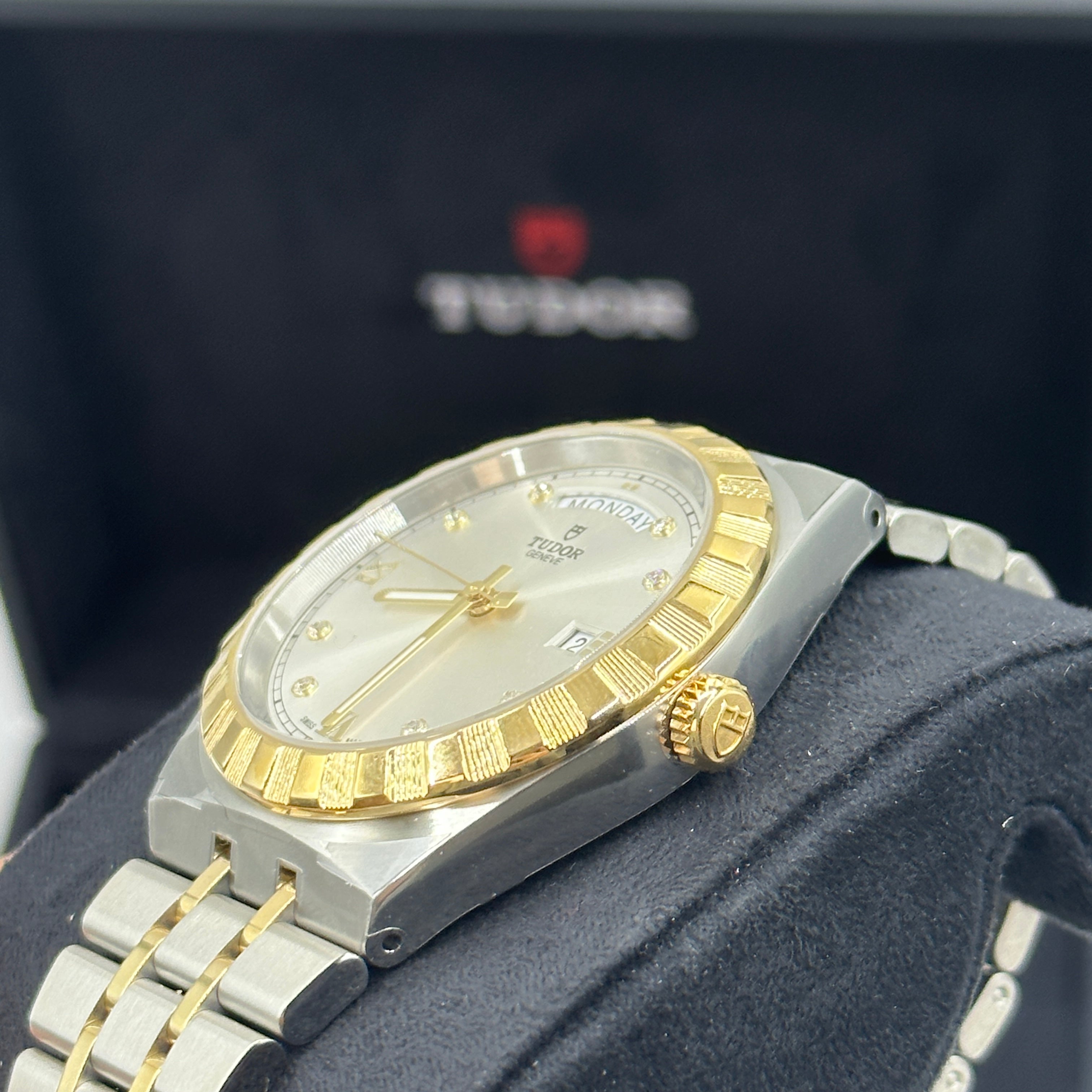 Tudor Royal M28603-0002 G SILVER