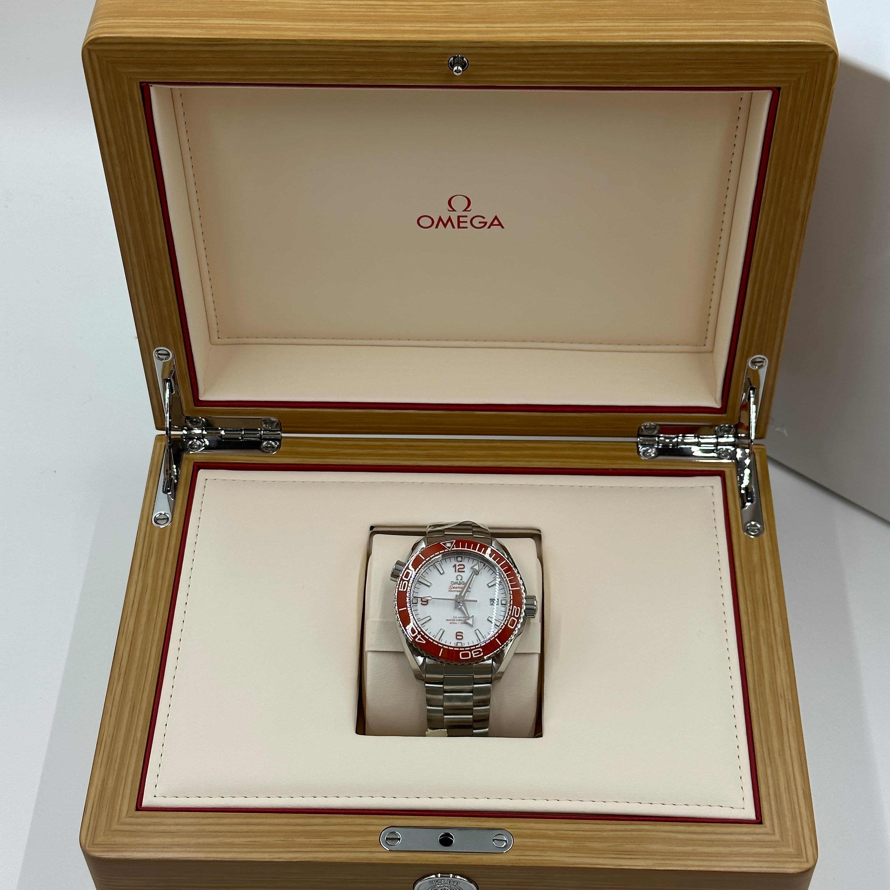 OMEGA Seamaster   215.30.44.21.04.001