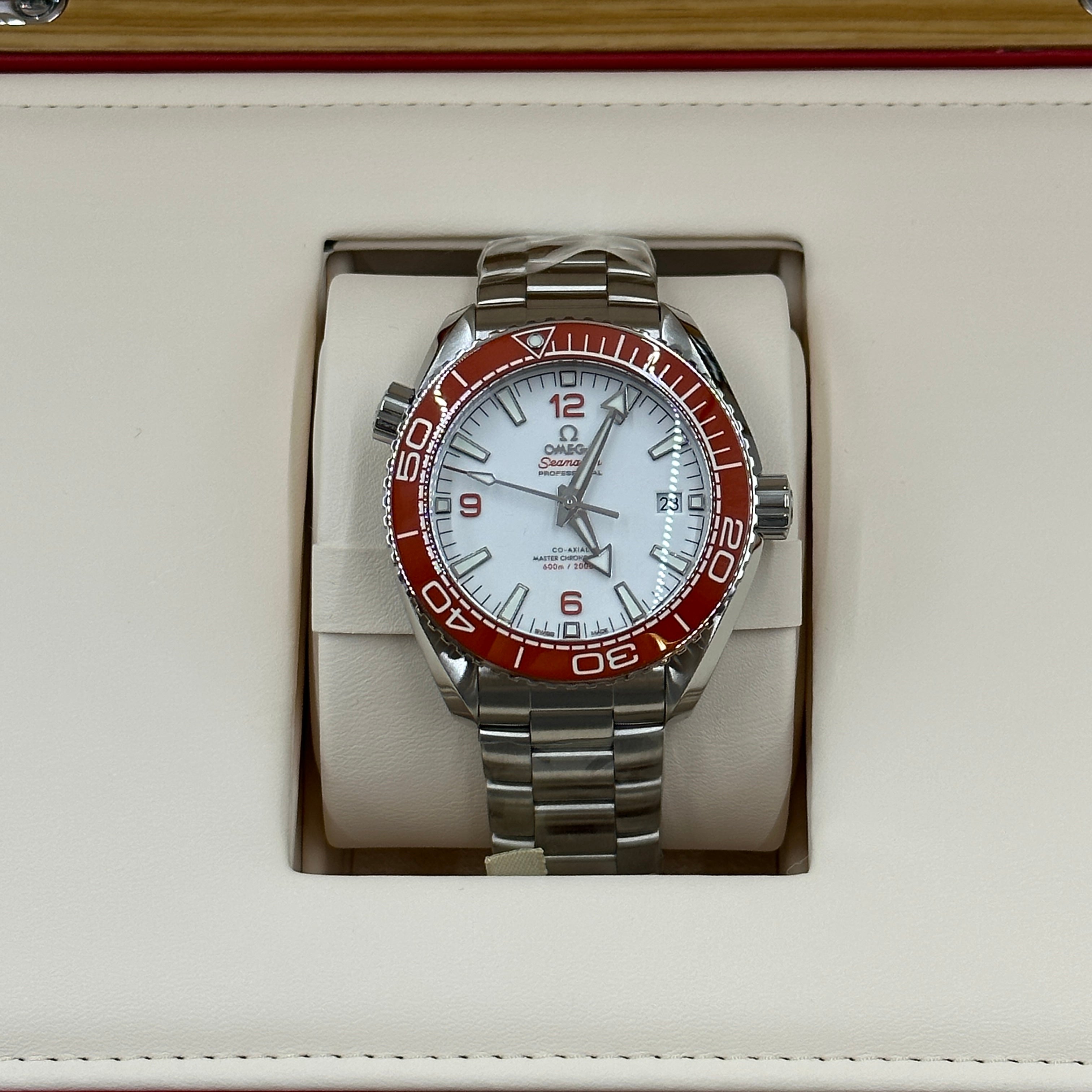 OMEGA Seamaster   215.30.44.21.04.001
