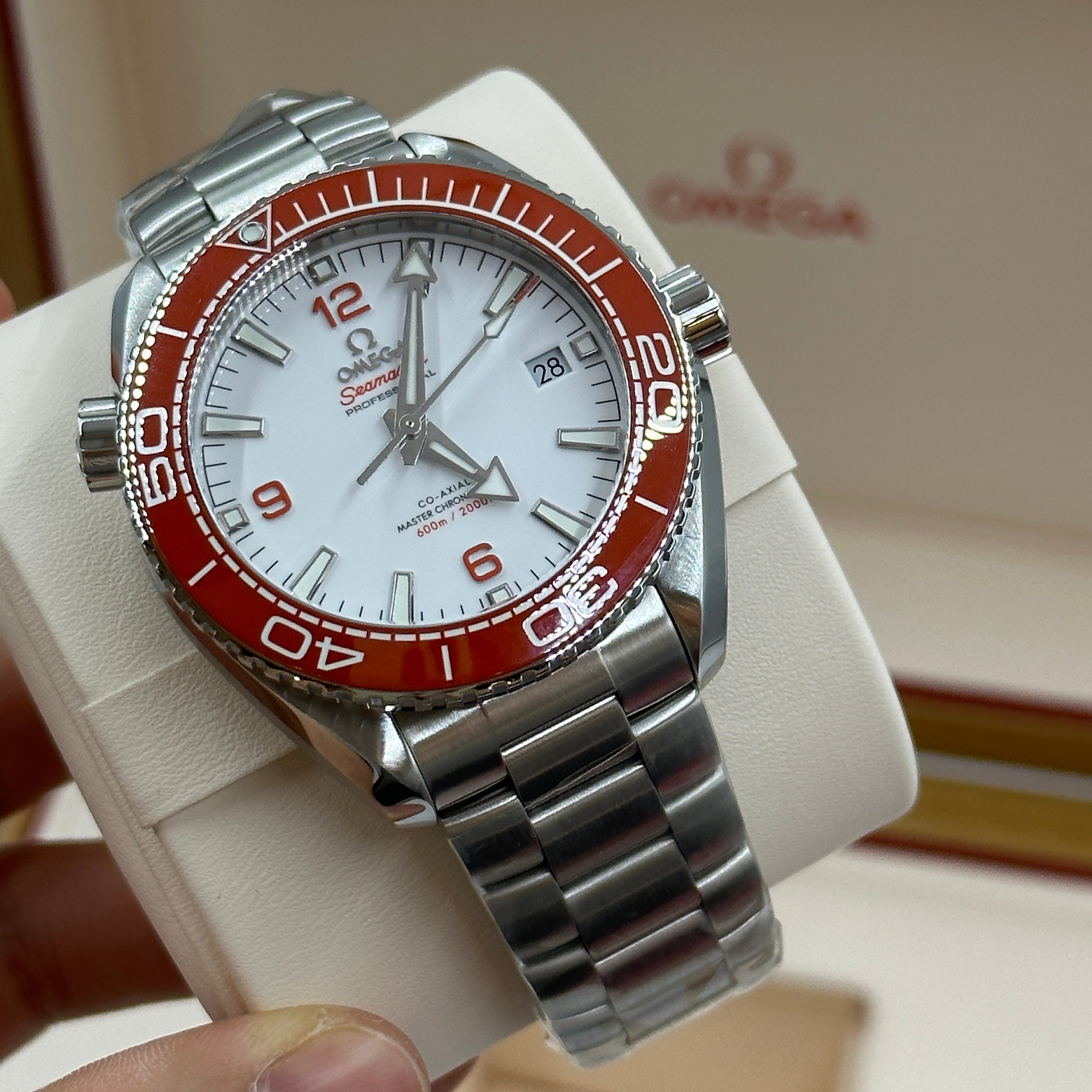OMEGA Seamaster   215.30.44.21.04.001