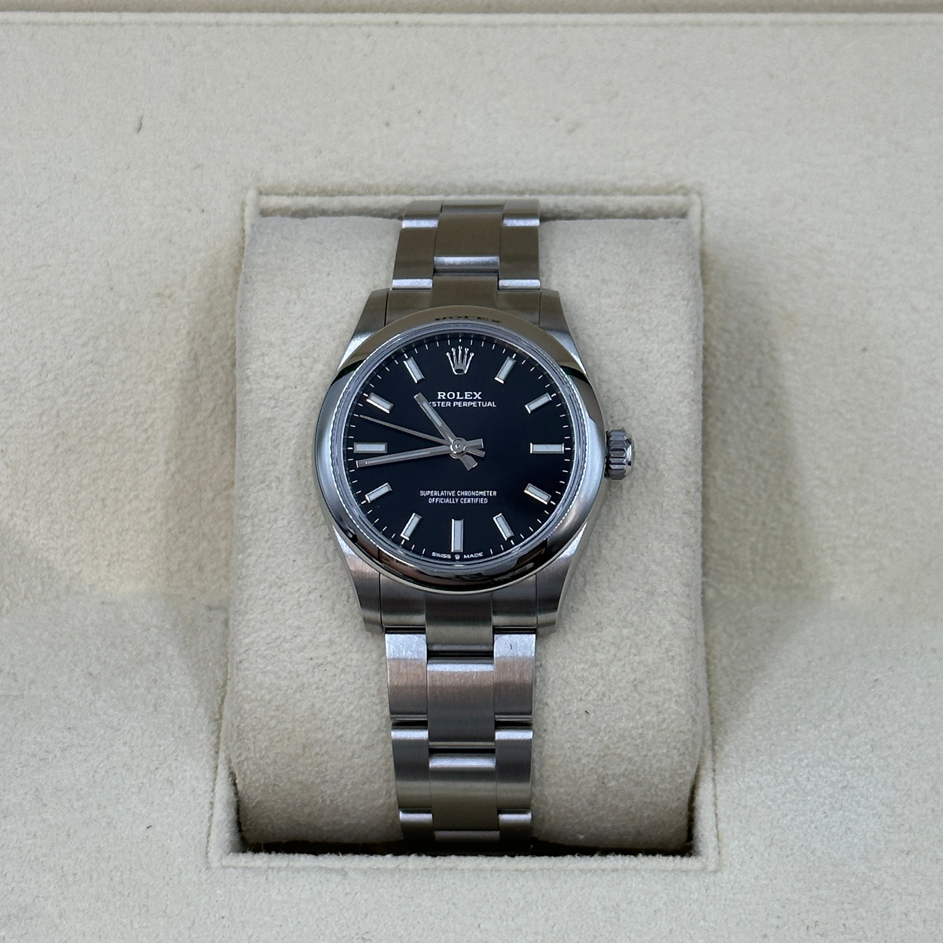 Rolex Perpetual 31 277200 Black Oyster