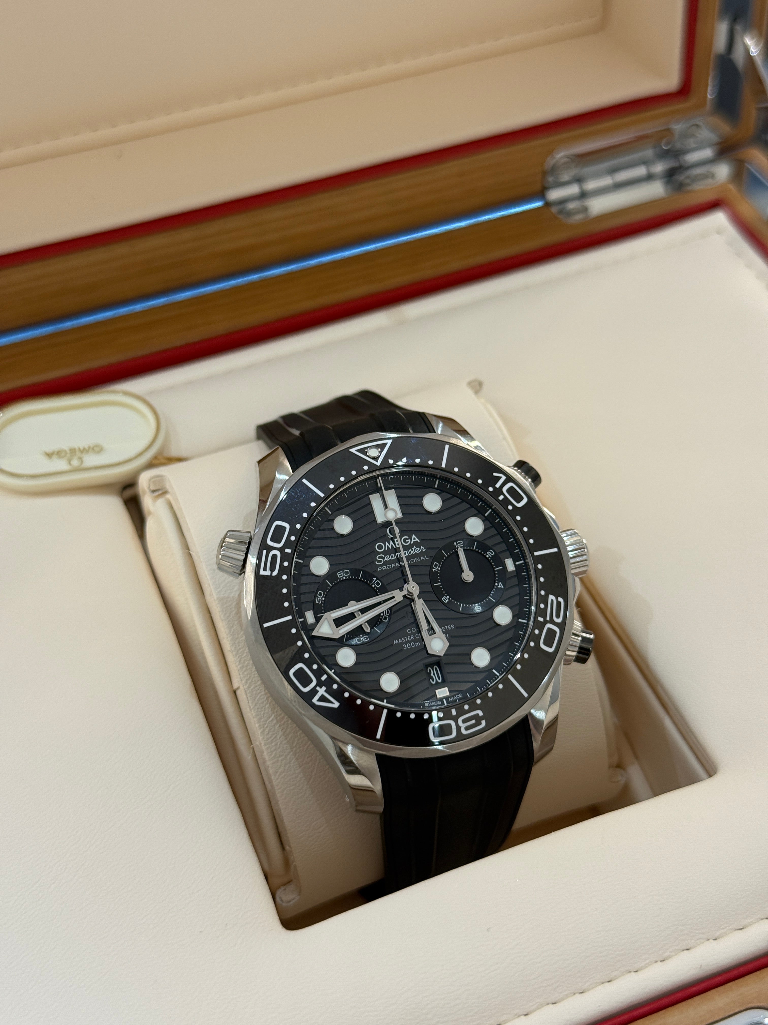 Omega Seamaster Diver 300 M Chronograph 210.32.44.51.01.001