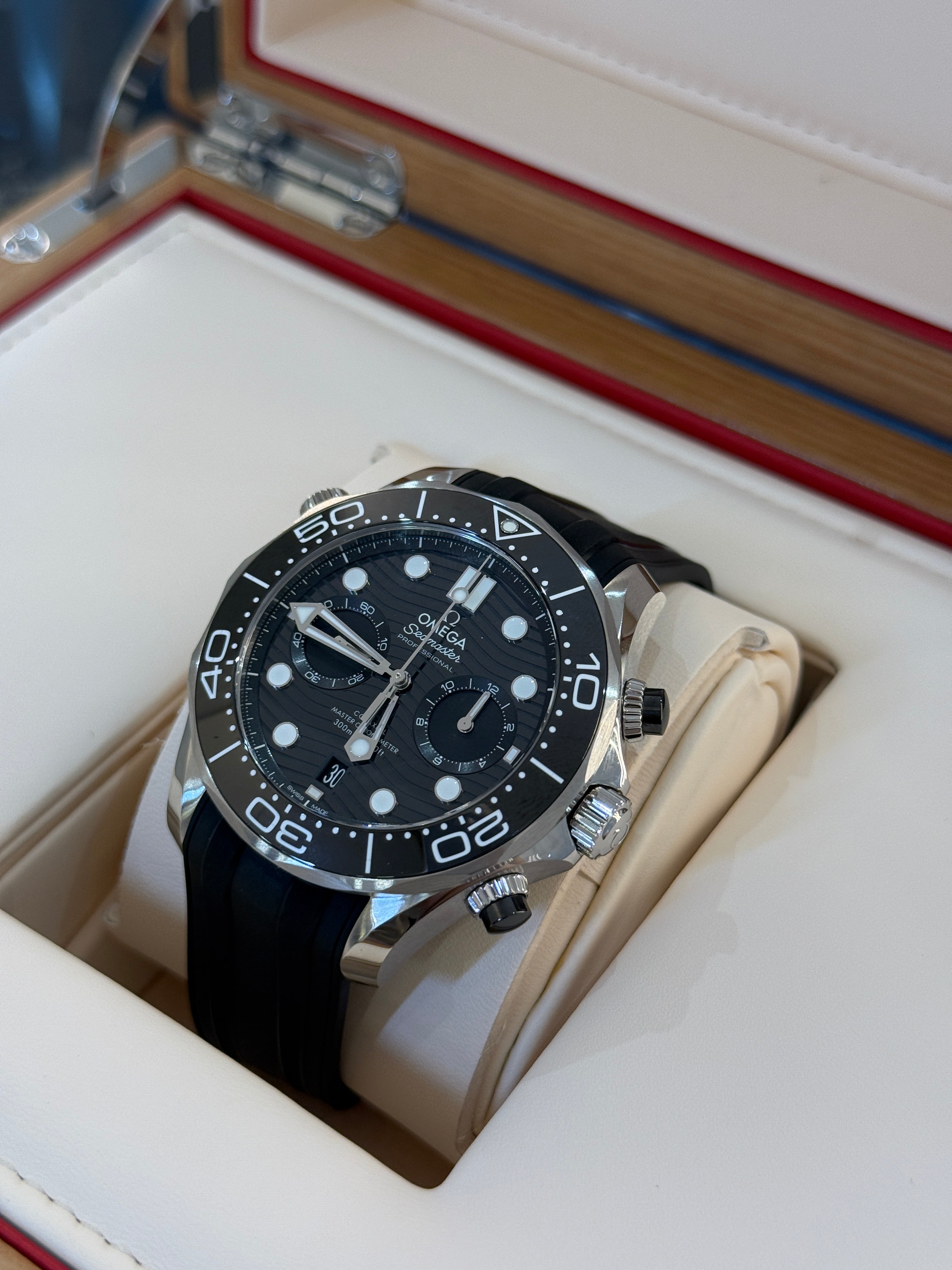 Omega Seamaster Diver 300 M Chronograph 210.32.44.51.01.001
