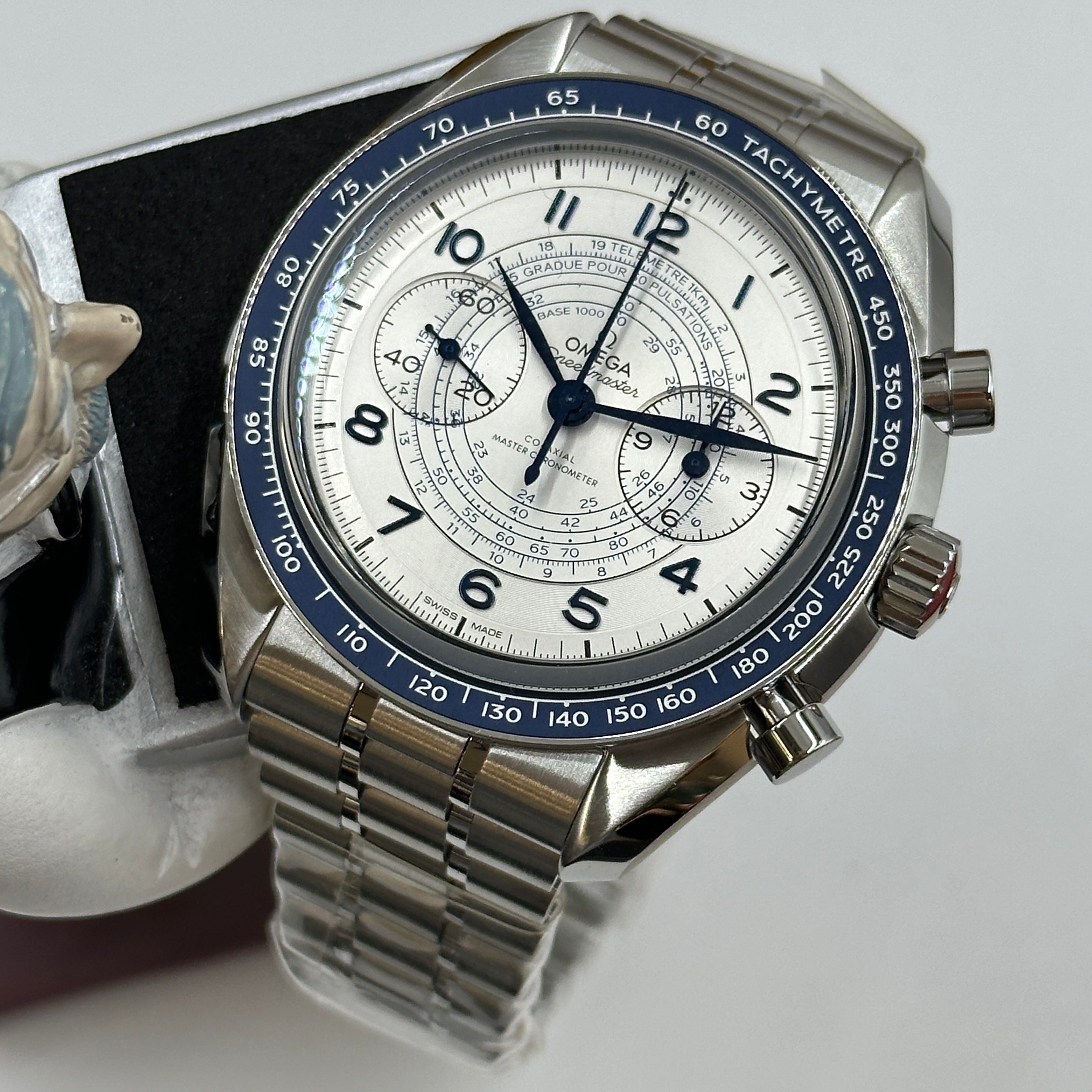 Omega Chronoscope 329.30.43.51.02.001 2026