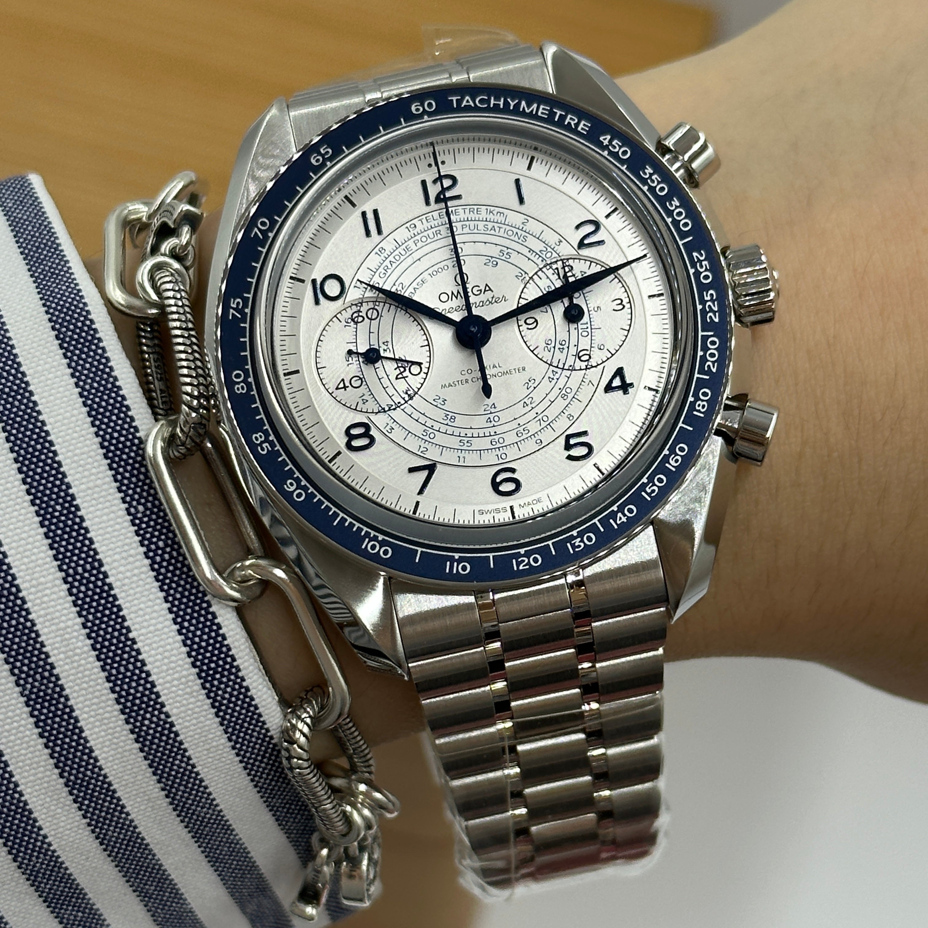 Omega Chronoscope 329.30.43.51.02.001 2026