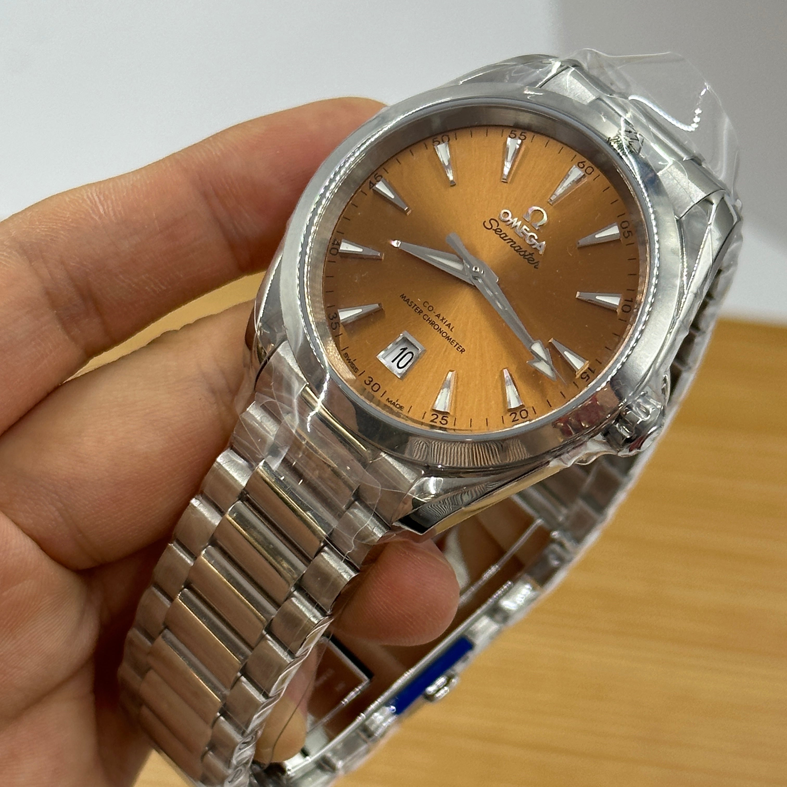 Omega Seamaster Aqua Terra 150M 220.10.38.20.12.001 2026