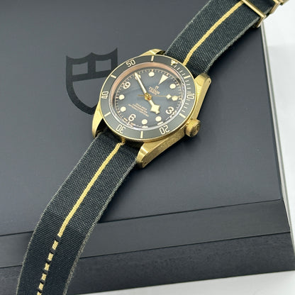 Tudor Black Bay Bronze M79250BA-0002 TELA