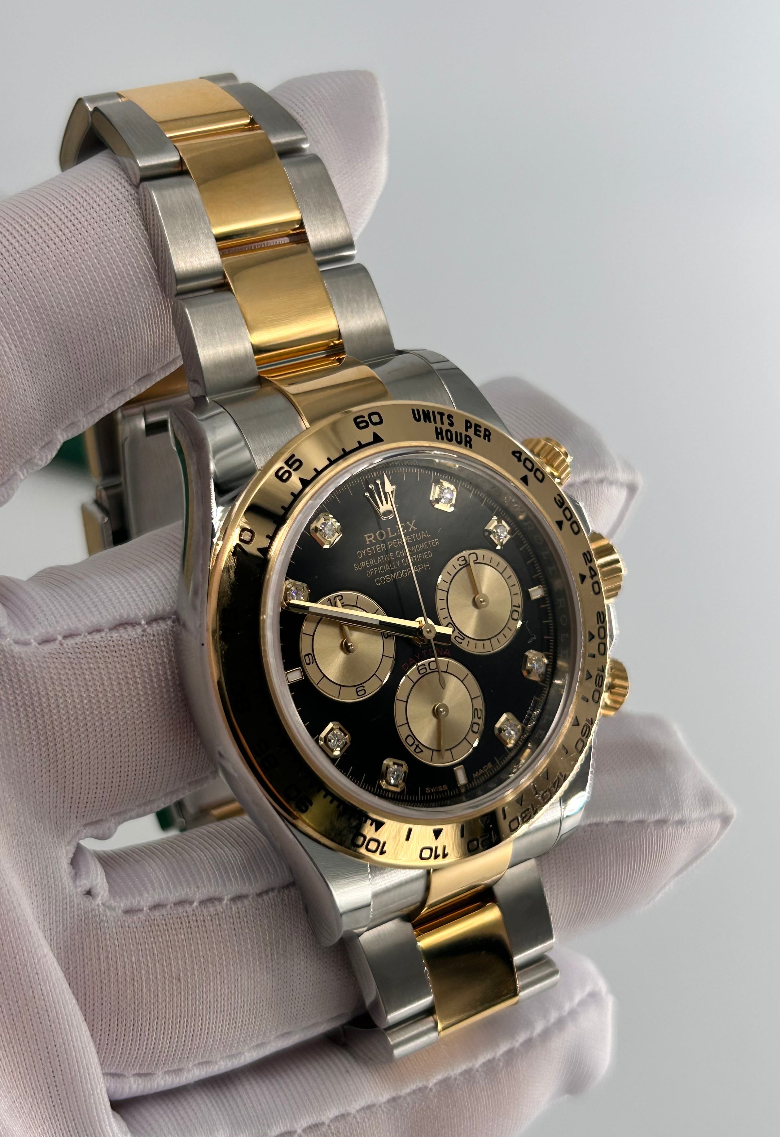 Rolex Cosmograph Daytona 126503 Bright black and golden set with diamonds