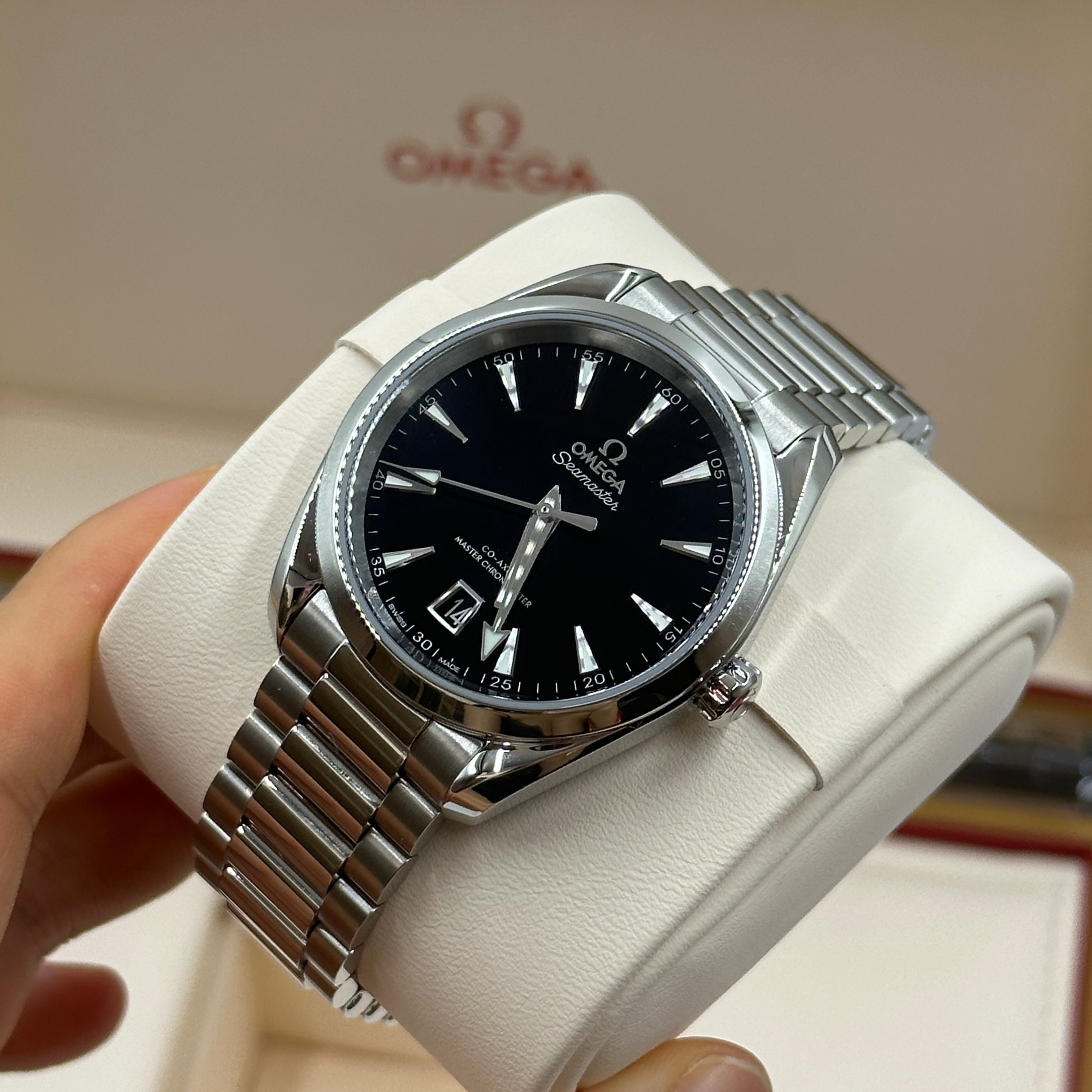 OEMGA Seamaster Aqua Terra 150M  220.10.38.20.01.004