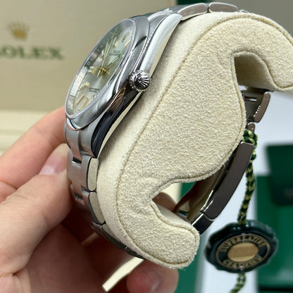 Rolex Oyster Perpetual 41 124300 Silver 2025