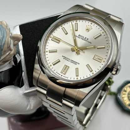 Rolex Oyster Perpetual 41 124300 Silver 2025