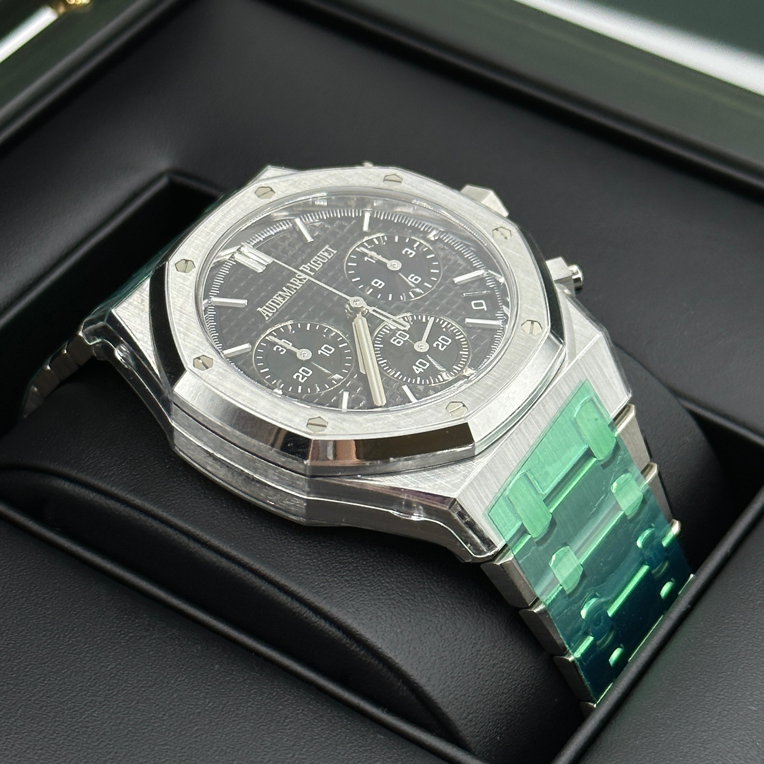 Audemars Piguet  Royal Oak 26240st.OO.1320ST.06 2025