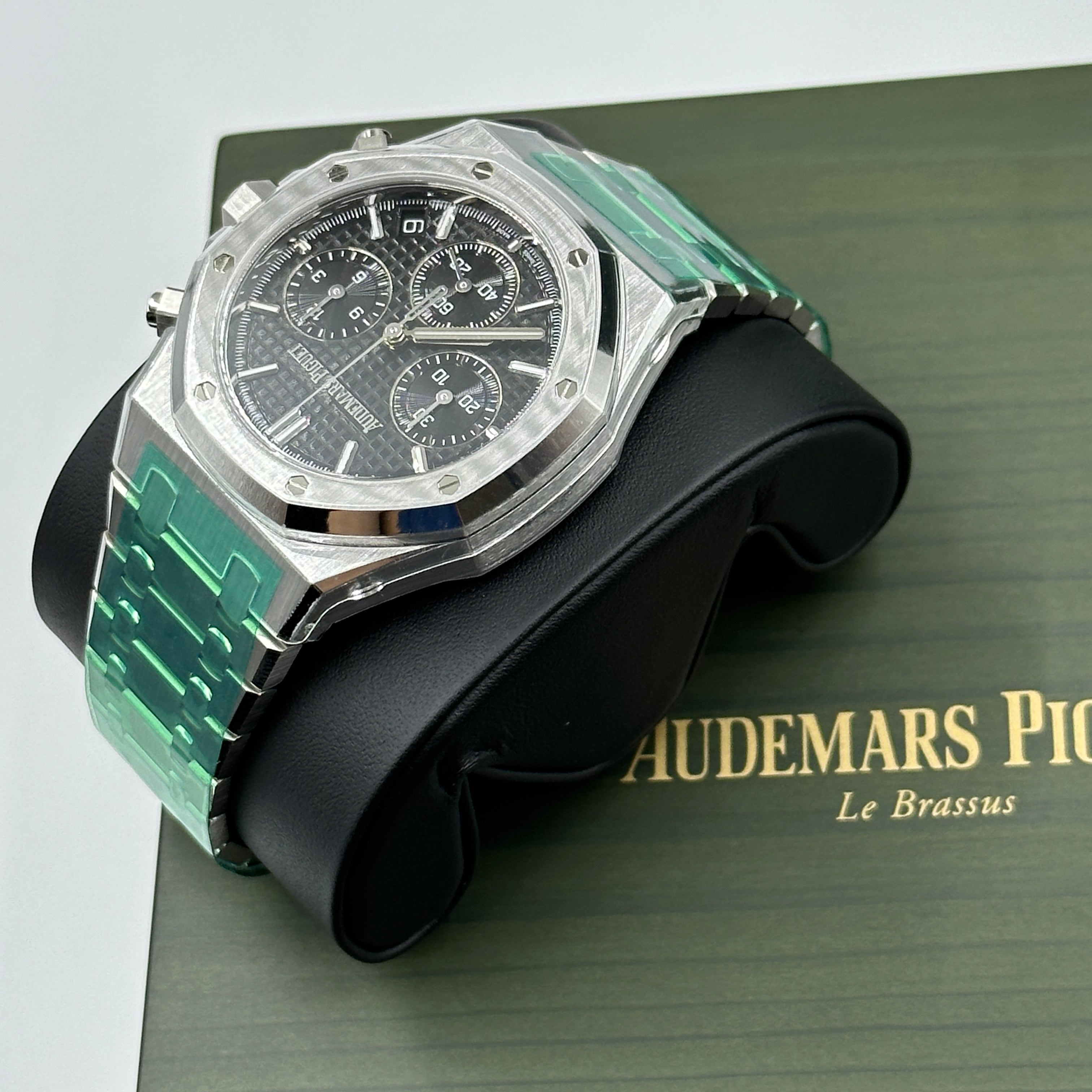Audemars Piguet  Royal Oak 26240st.OO.1320ST.06 2025