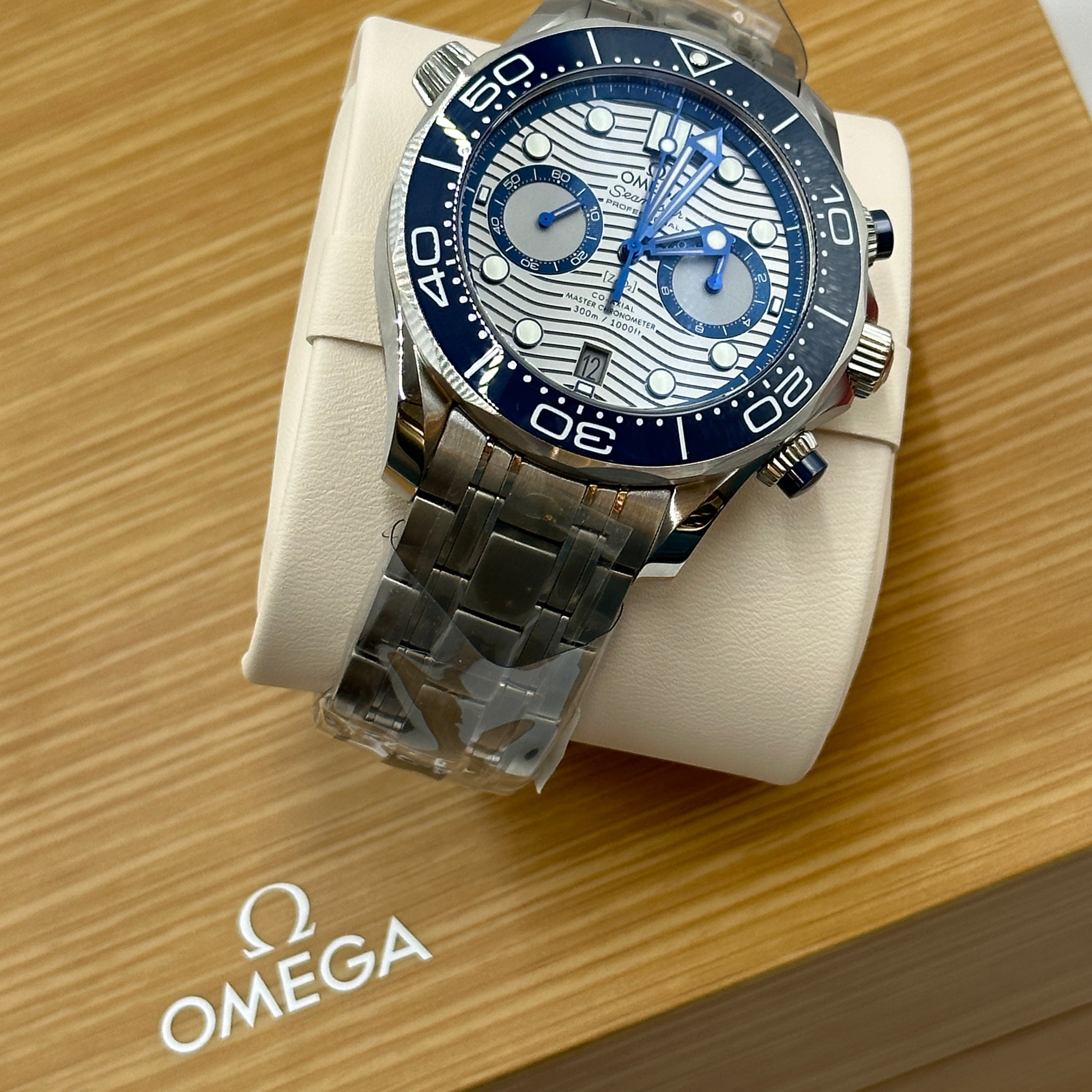 Omega Seamaster Diver 300M 210.30.44.51.06.001
