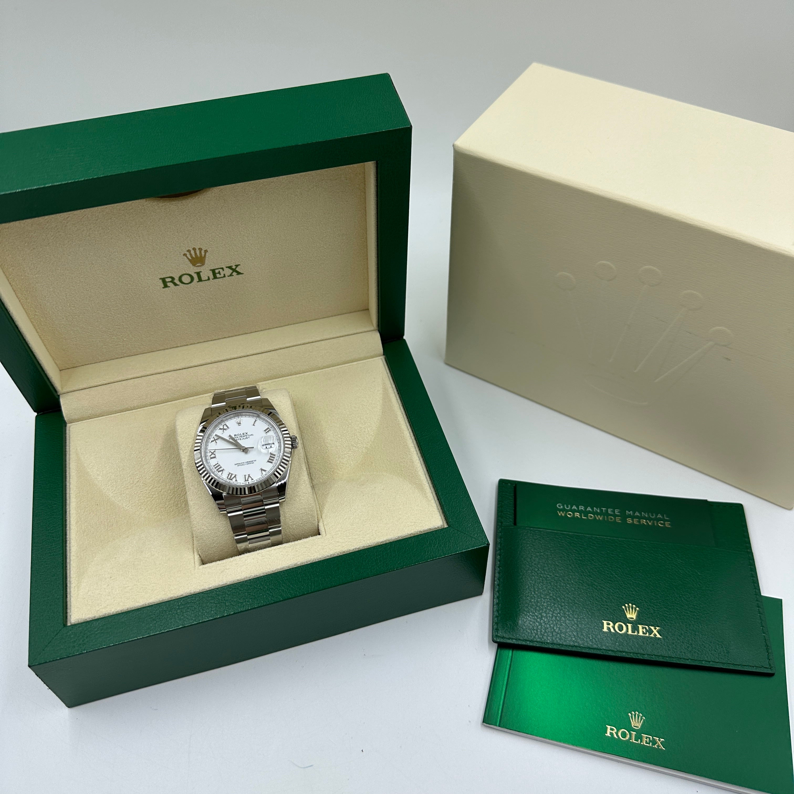 Rolex Datejust 41 126334 White Roman Oyster 2025