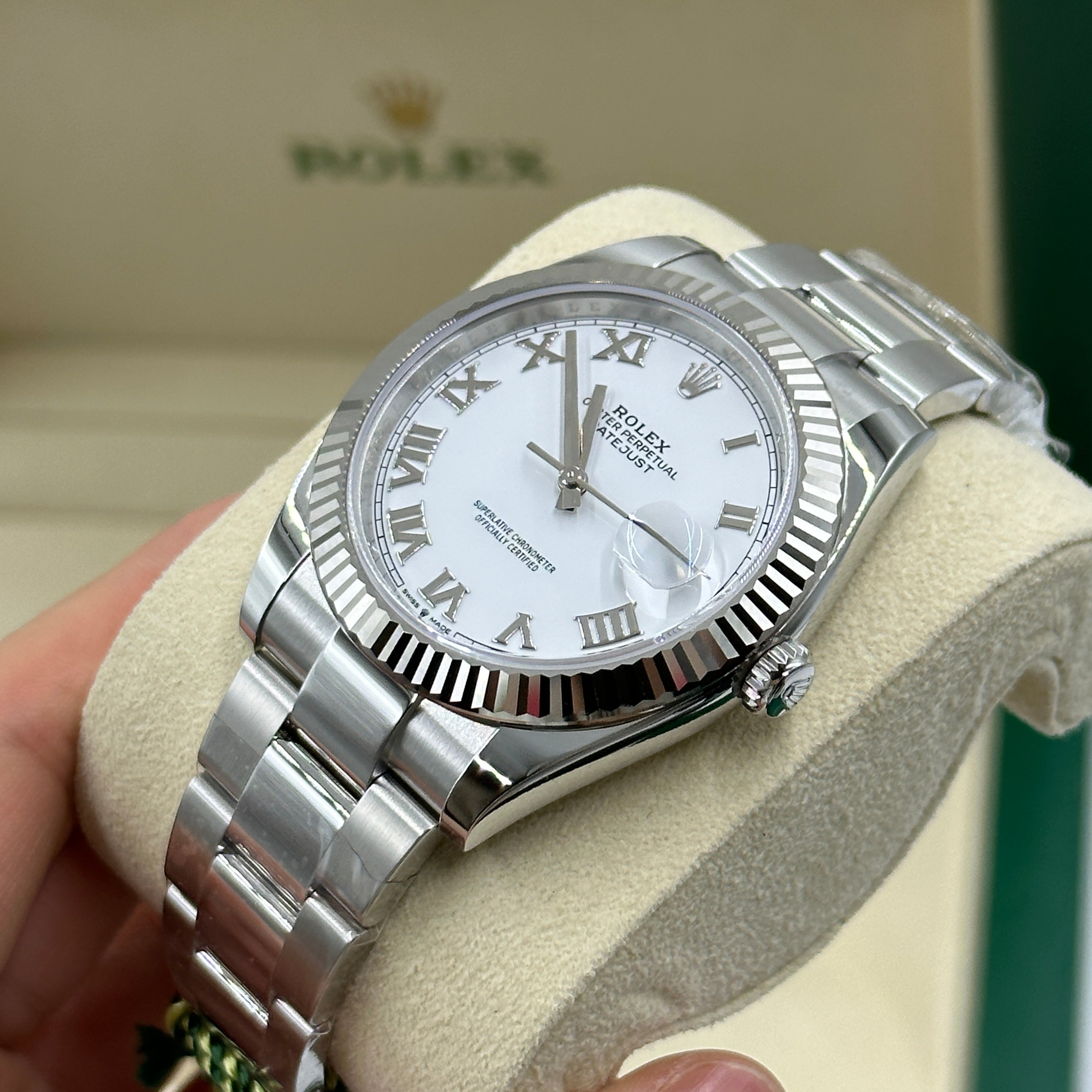 Rolex Datejust 41 126334 White Roman Oyster 2025