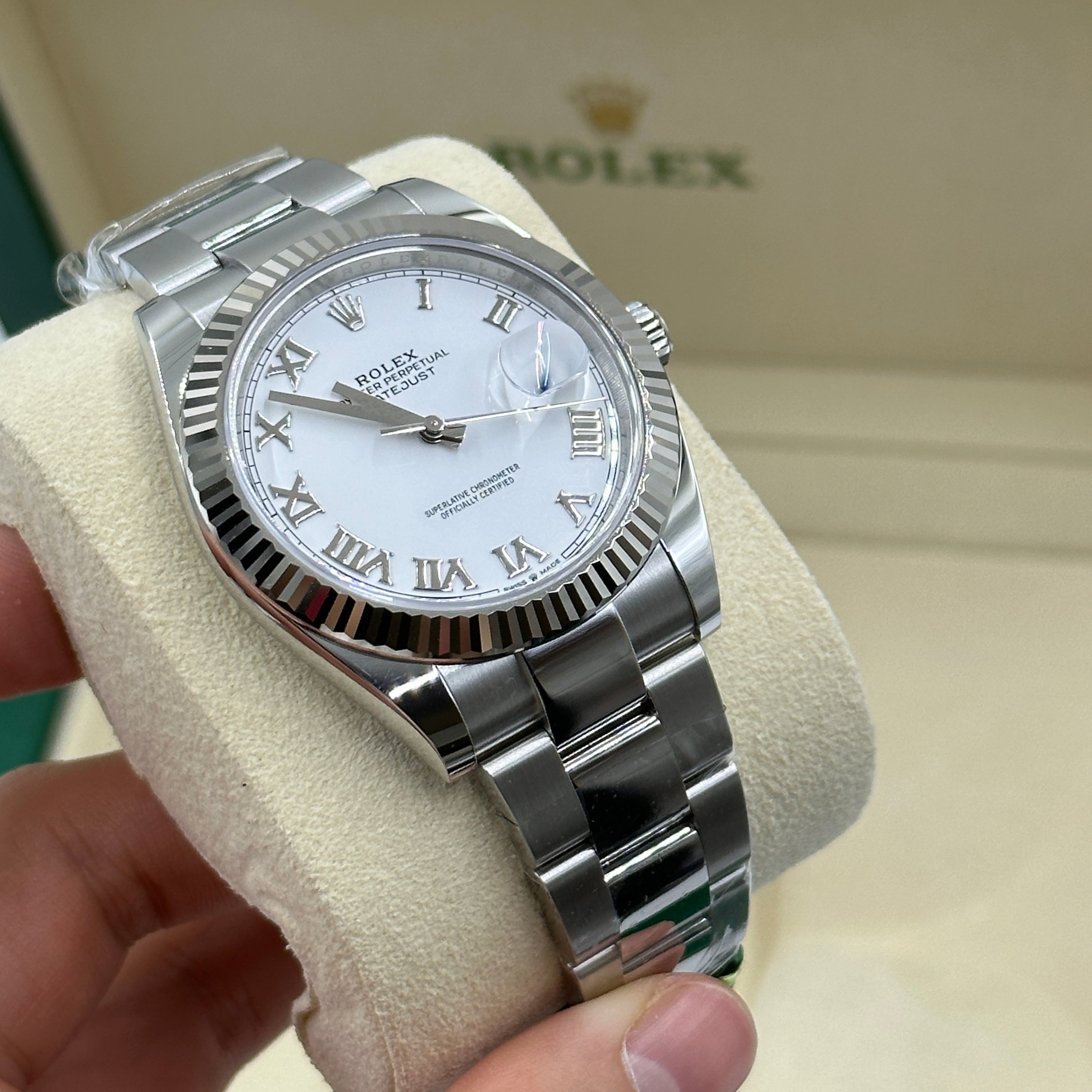 Rolex Datejust 41 126334 White Roman Oyster 2025