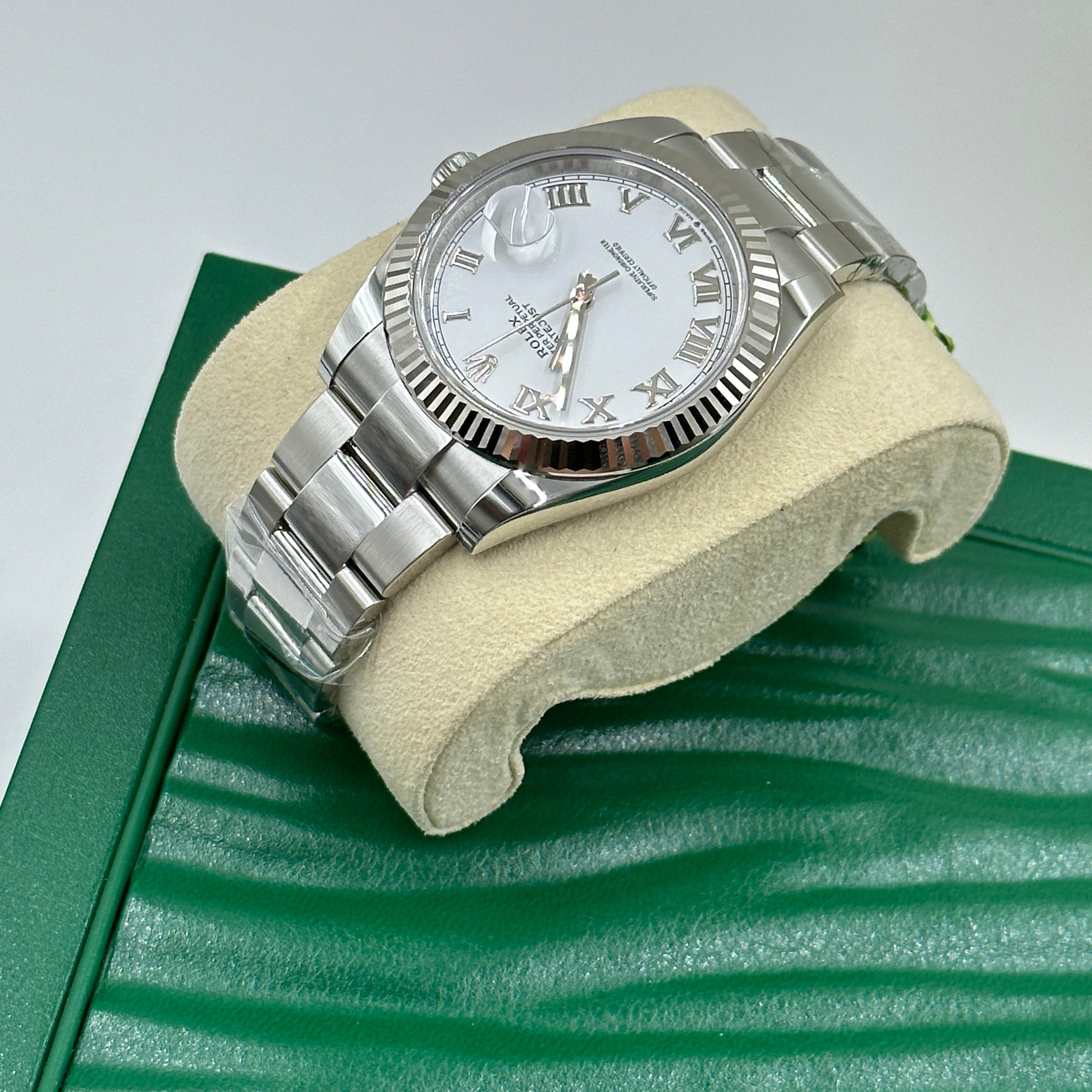 Rolex Datejust 41 126334 White Roman Oyster 2025