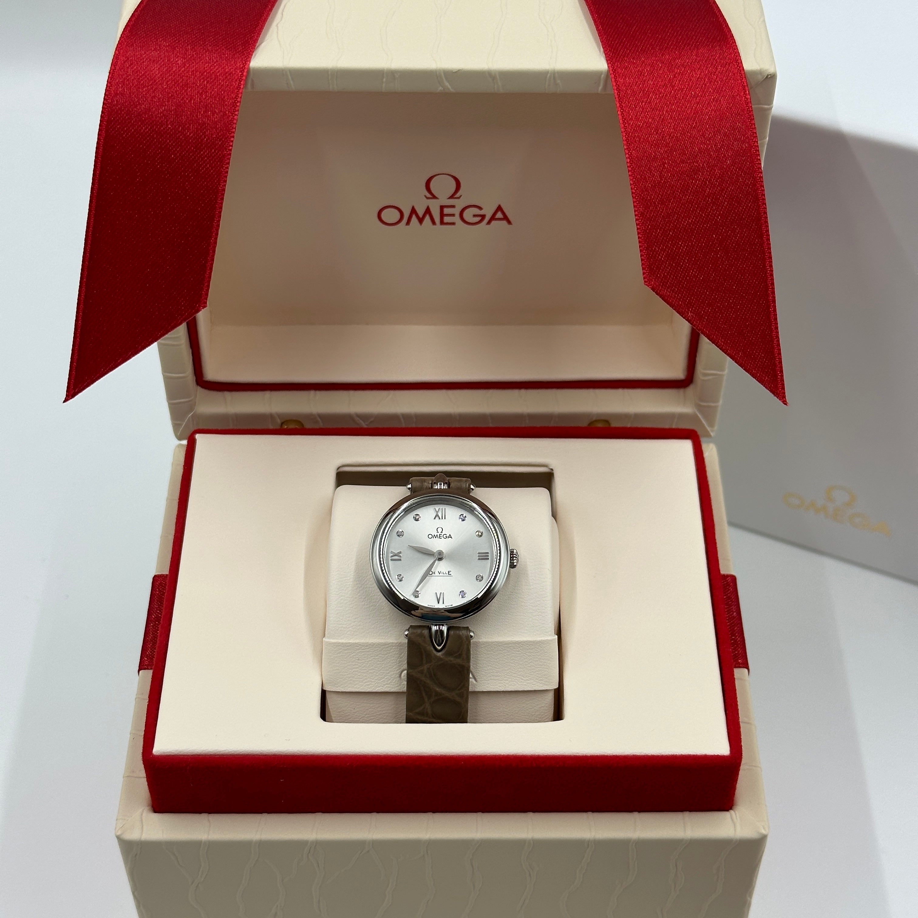 Omega 424.13.27.60.52.001 De Ville Prestige 2026