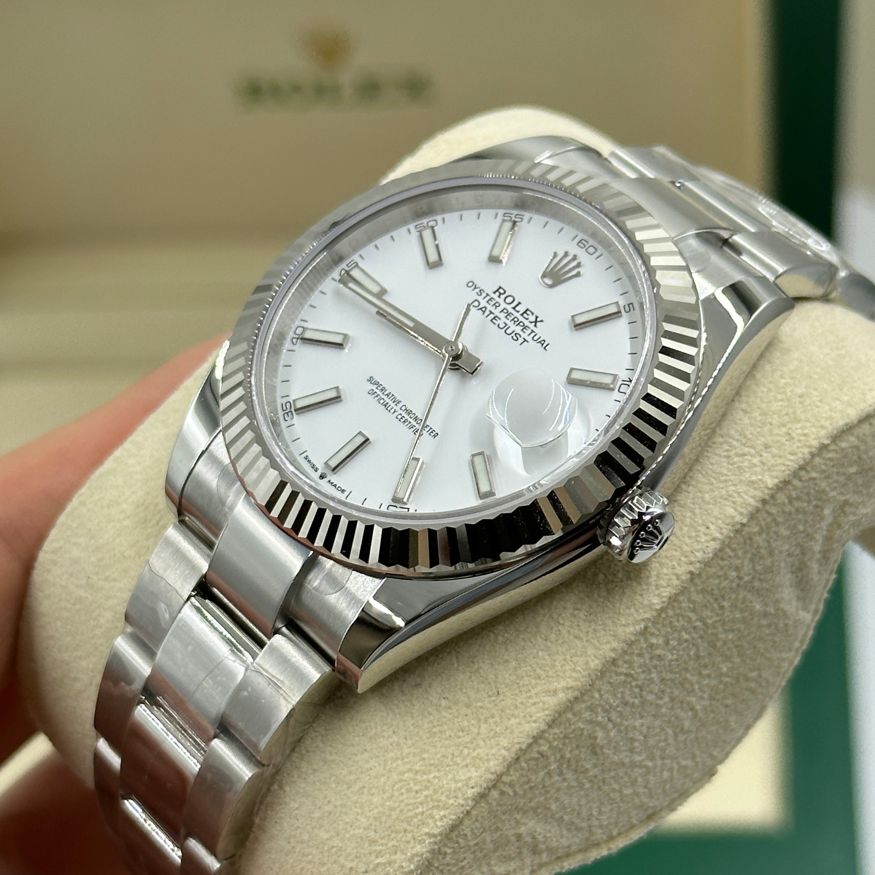 Rolex Datejust 41 126334 White Index Oyster 2025
