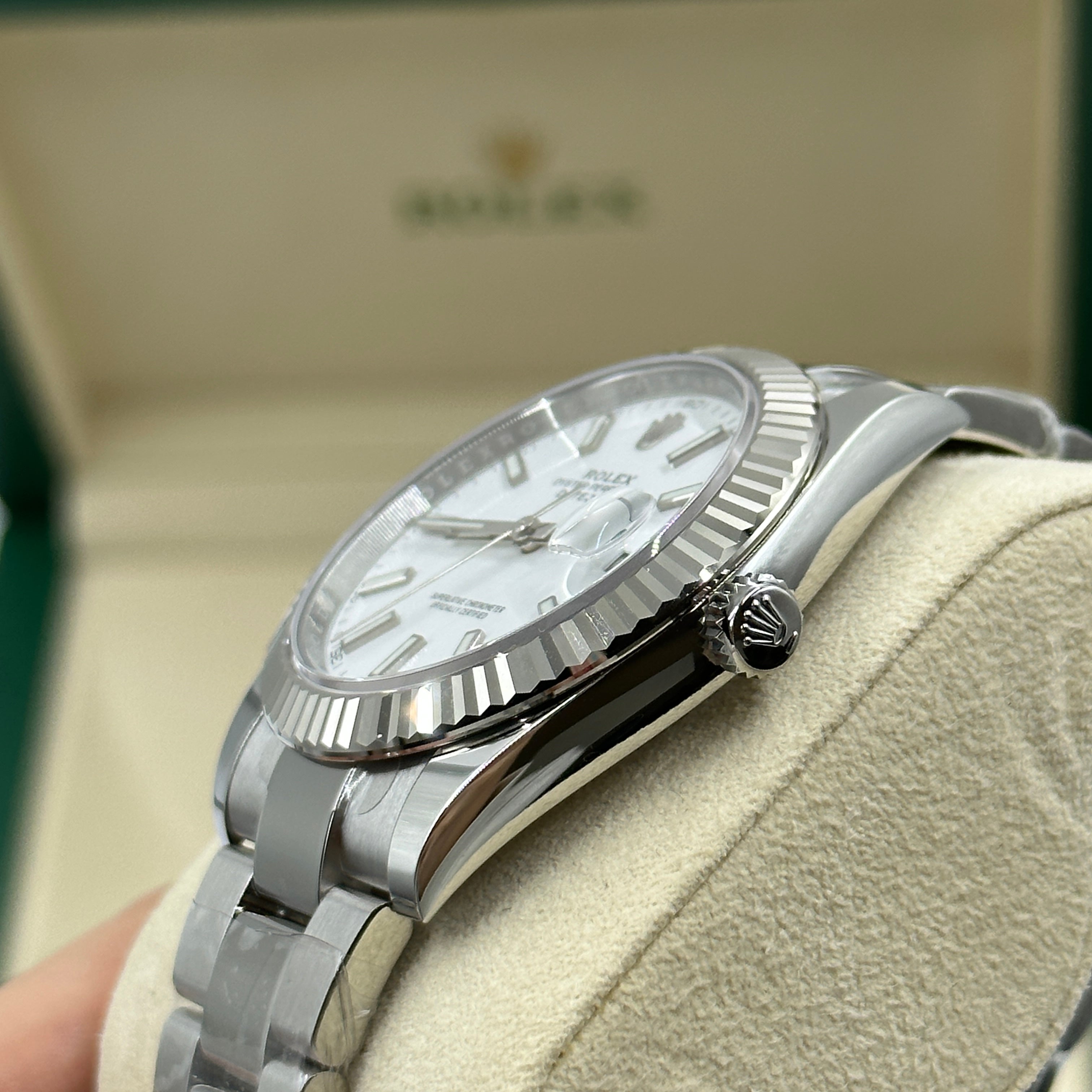 Rolex Datejust 41 126334 White Index Oyster 2025