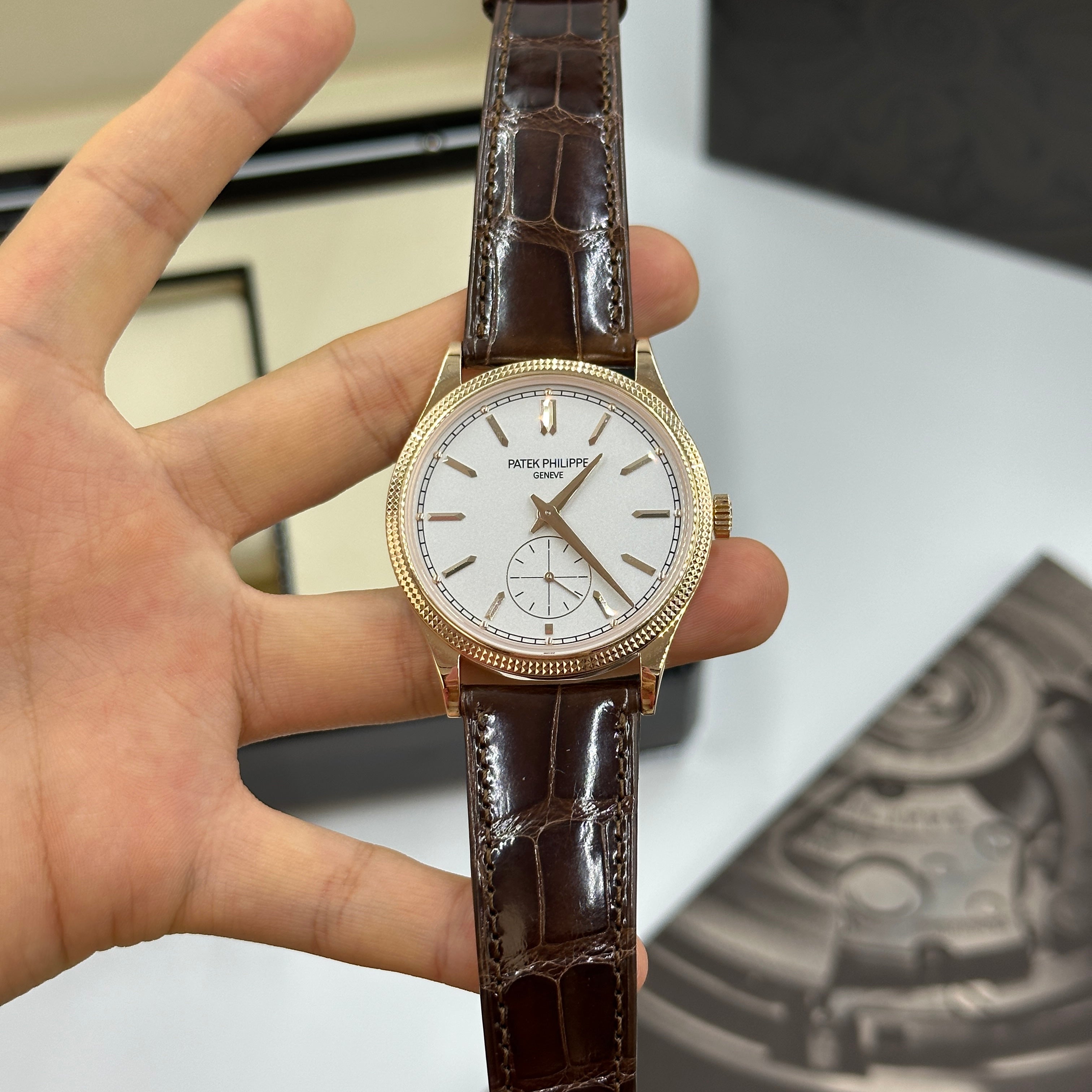 Patek Philippe Calatrava 6119R‑001 Rose‑Gold 39 mm Clous‑de‑Paris