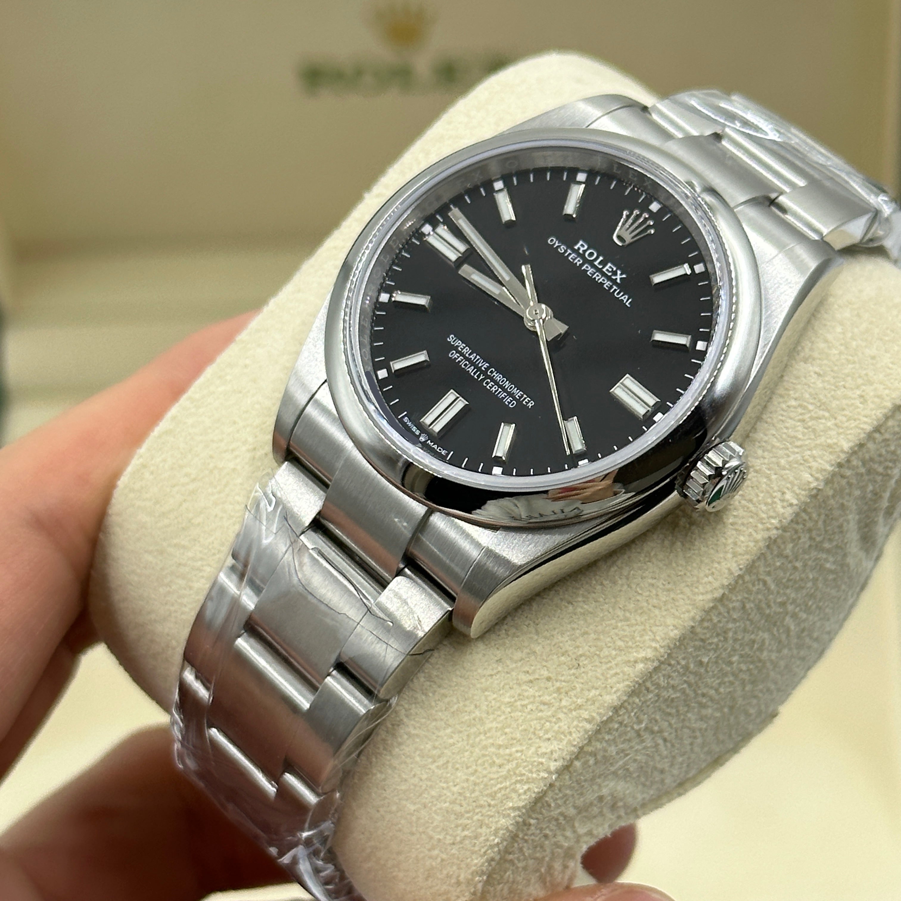 Rolex Oyster Perpetual 36 126000 Black 2025