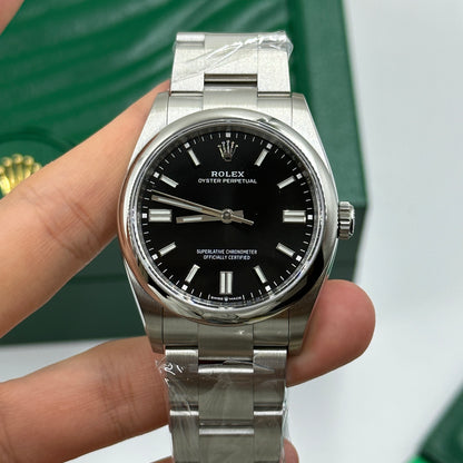 Rolex Oyster Perpetual 36 126000 Black Index 2025