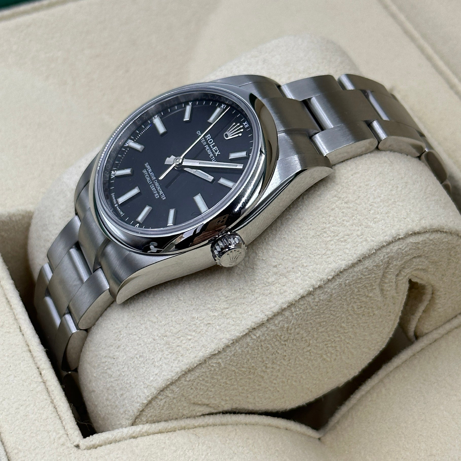 Rolex Oyster Perpetual 34 124200 Black 2025
