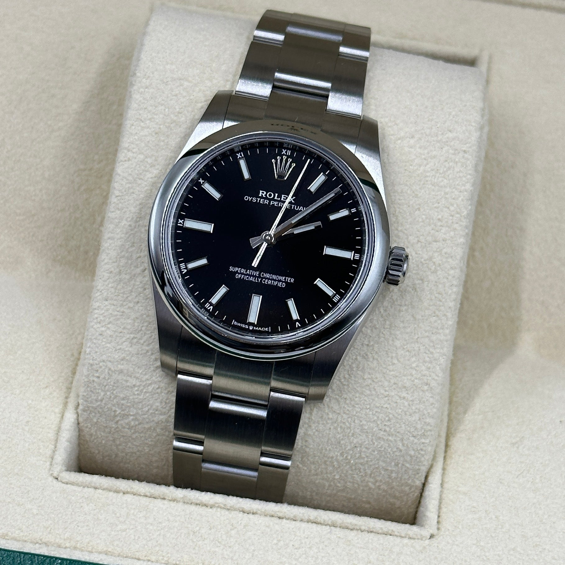Rolex Oyster Perpetual 34 124200 Black 2025
