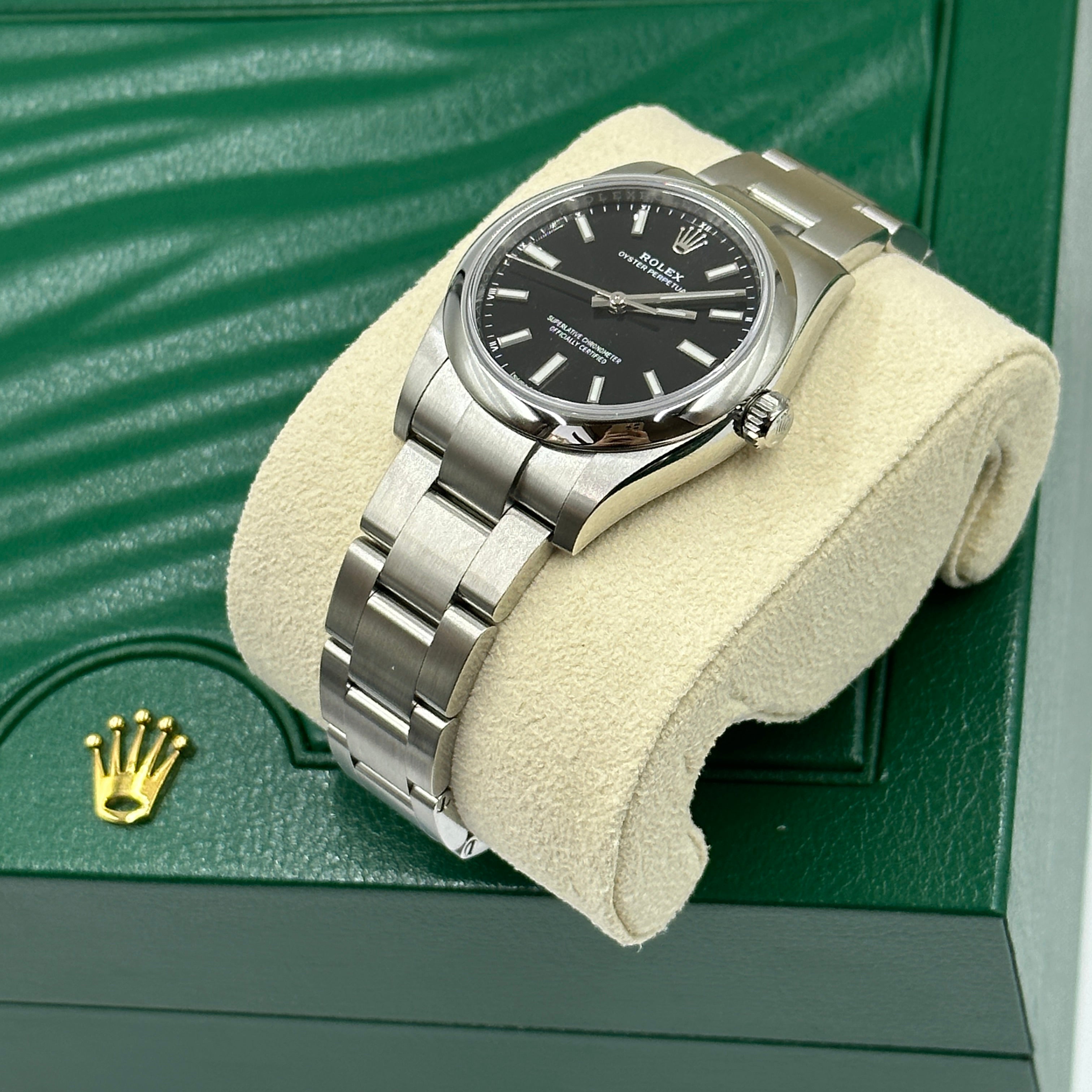Rolex Oyster Perpetual 34 124200 Black 2025