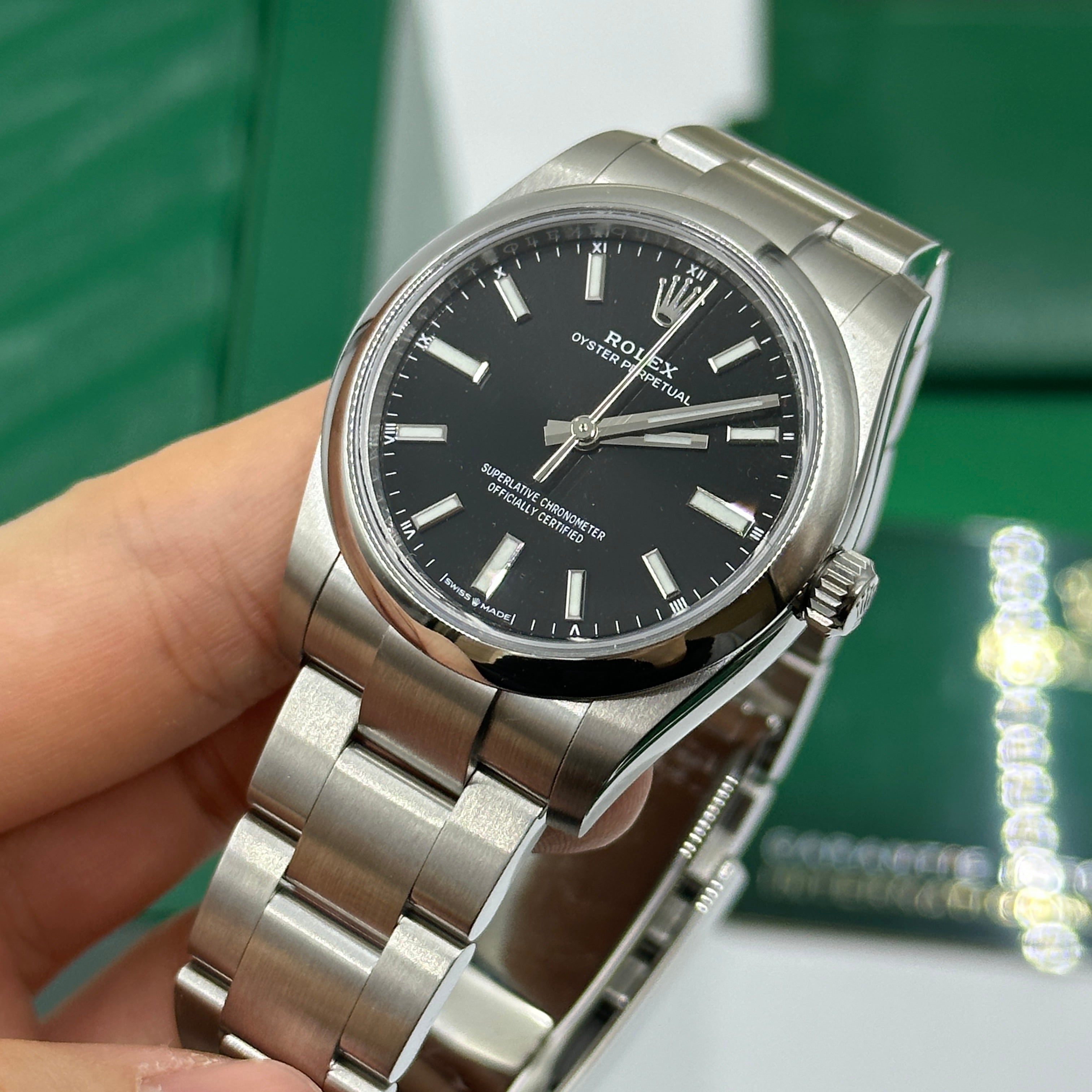 Rolex Oyster Perpetual 34 124200 Black 2025