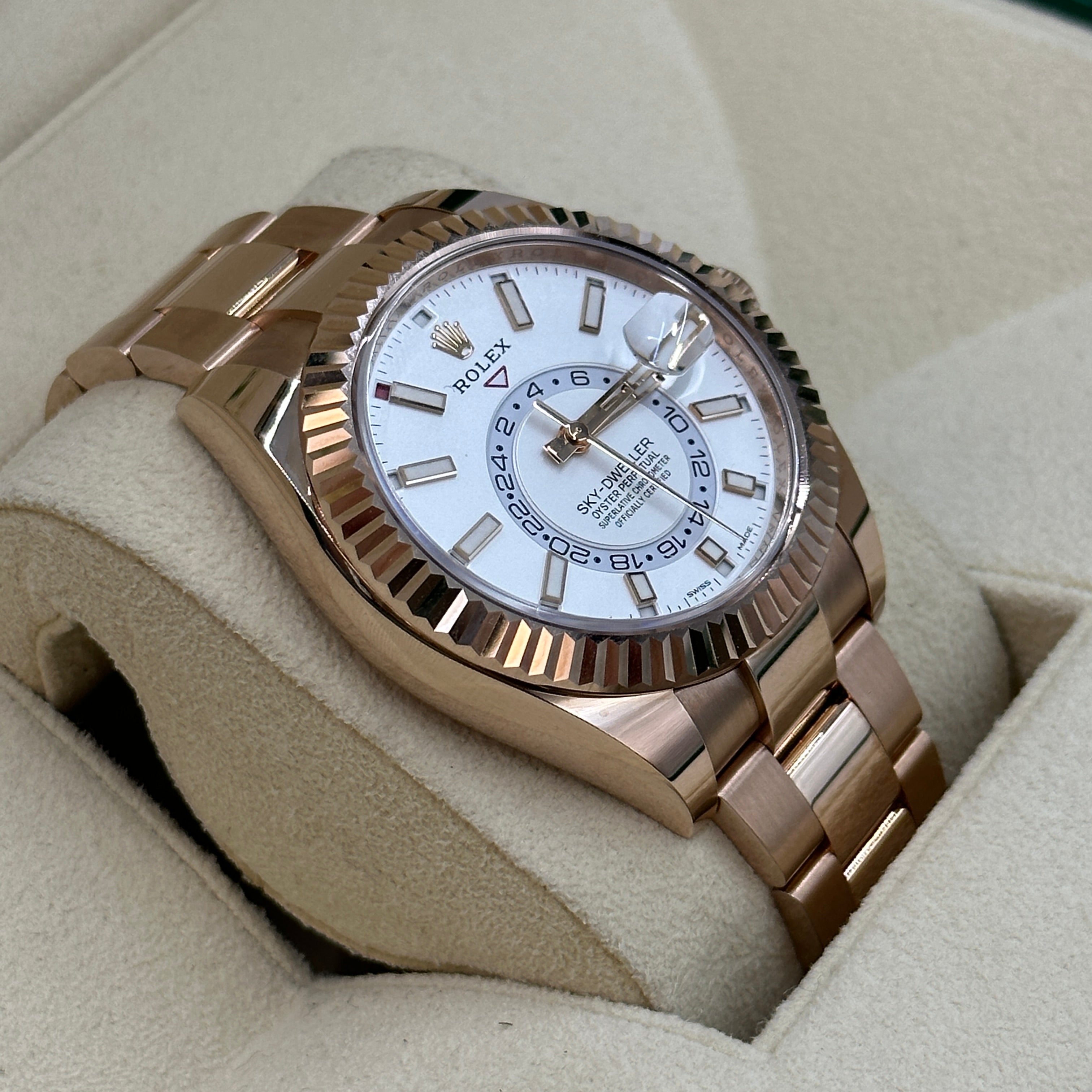 Rolex Sky-Dweller 326935 WHITE