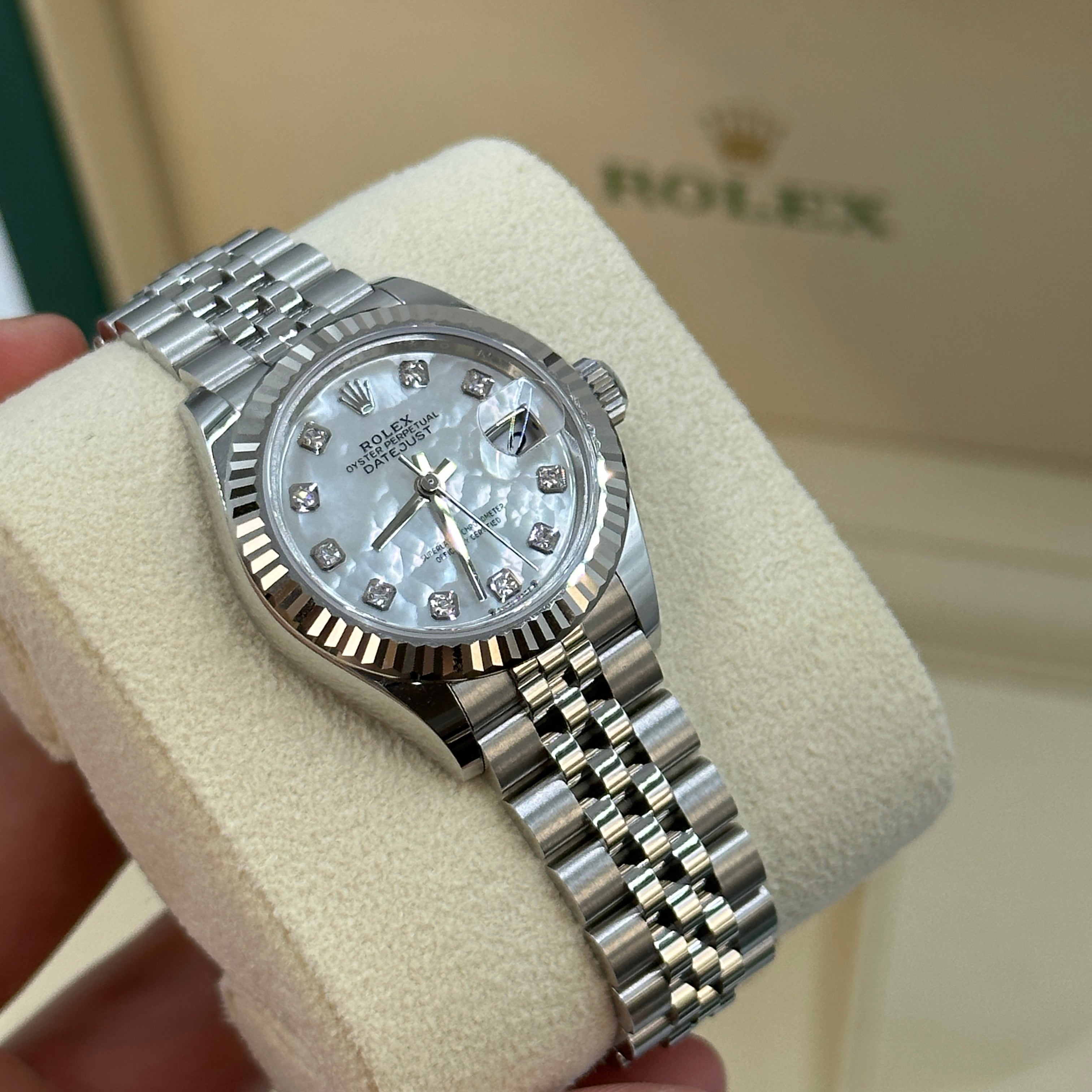 Rolex Lady-Datejust 279174Ng White Jubilee 2025