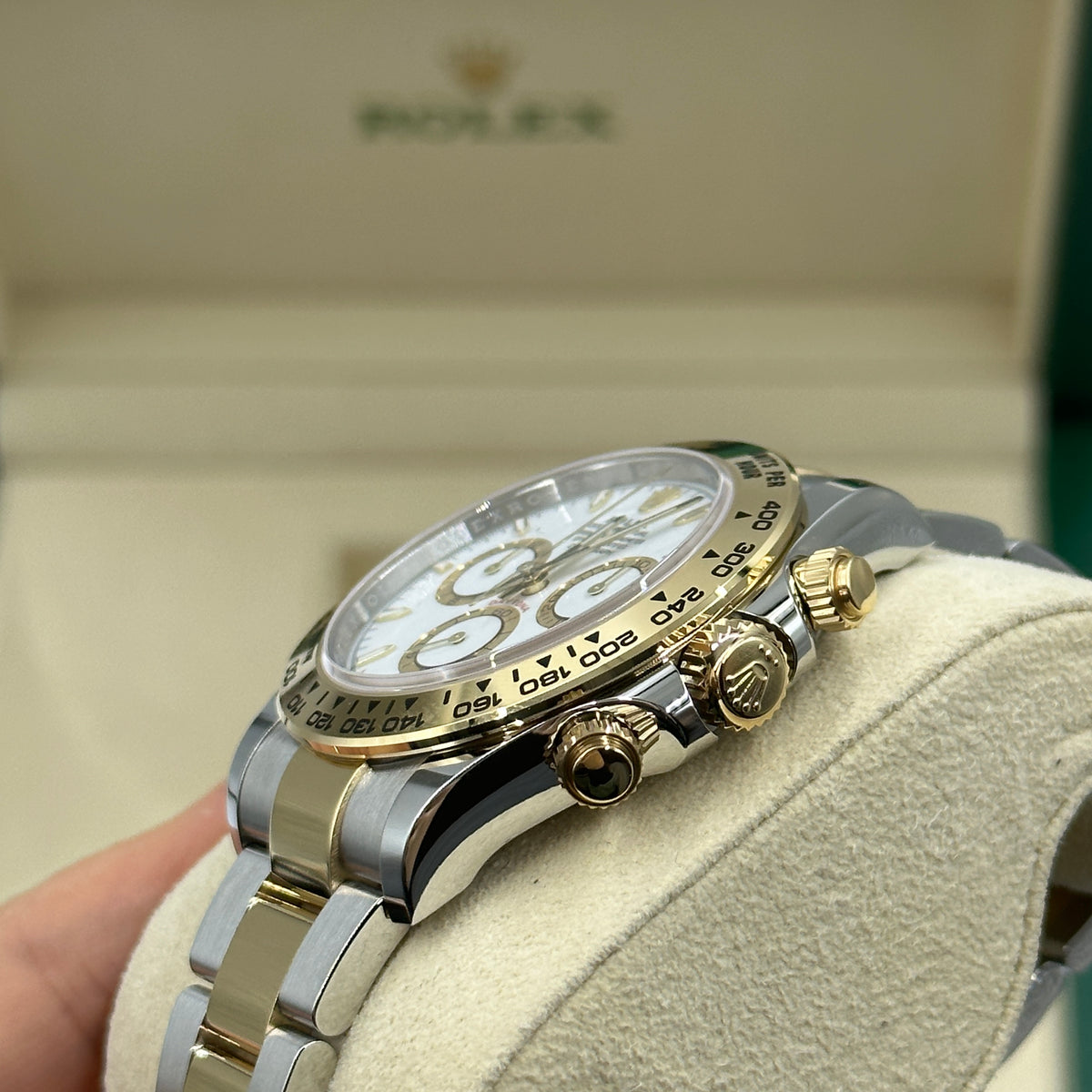 Rolex Cosmograph Daytona 126503 White 2025