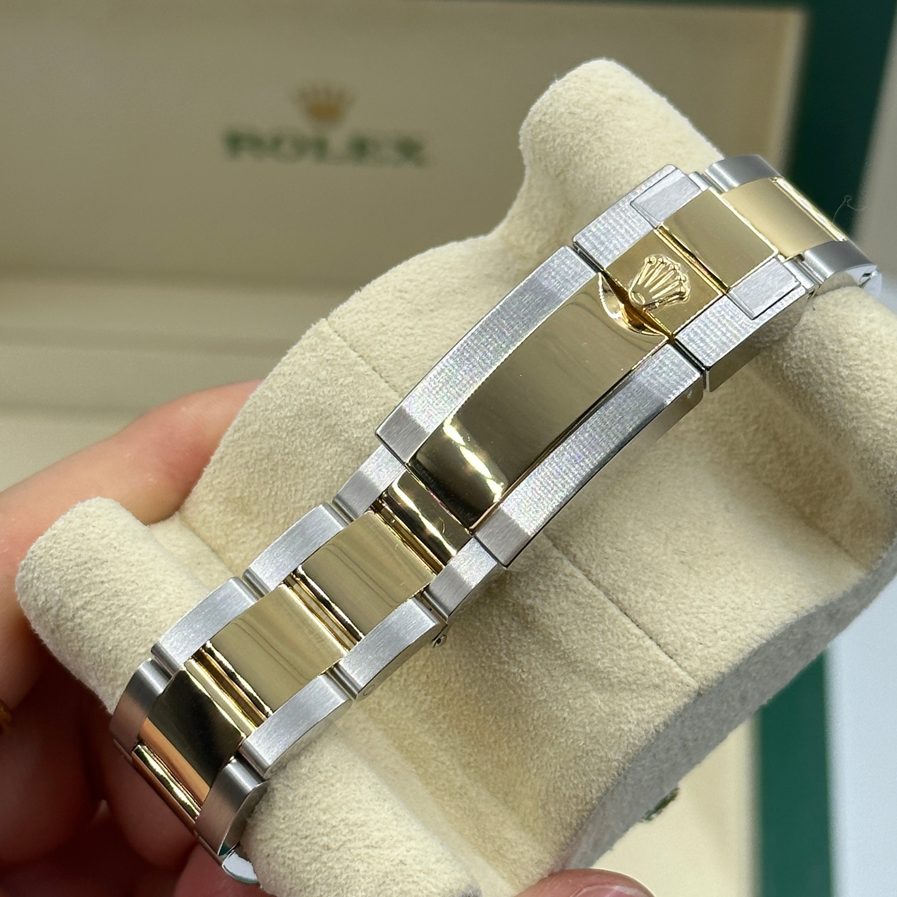 Rolex Cosmograph Daytona 126503 White