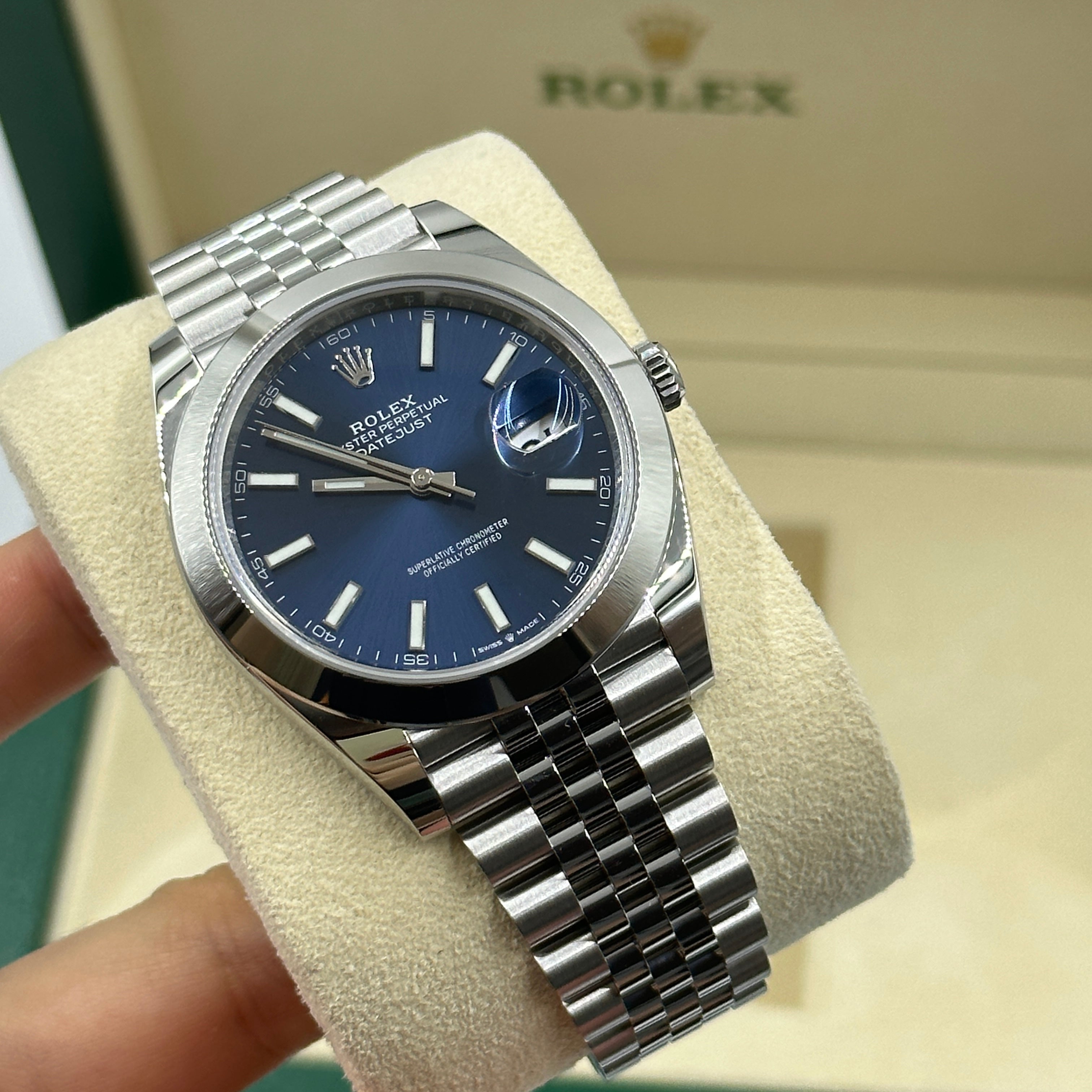 Rolex Datejust 41 126300 Blue Index Jubilee 2026