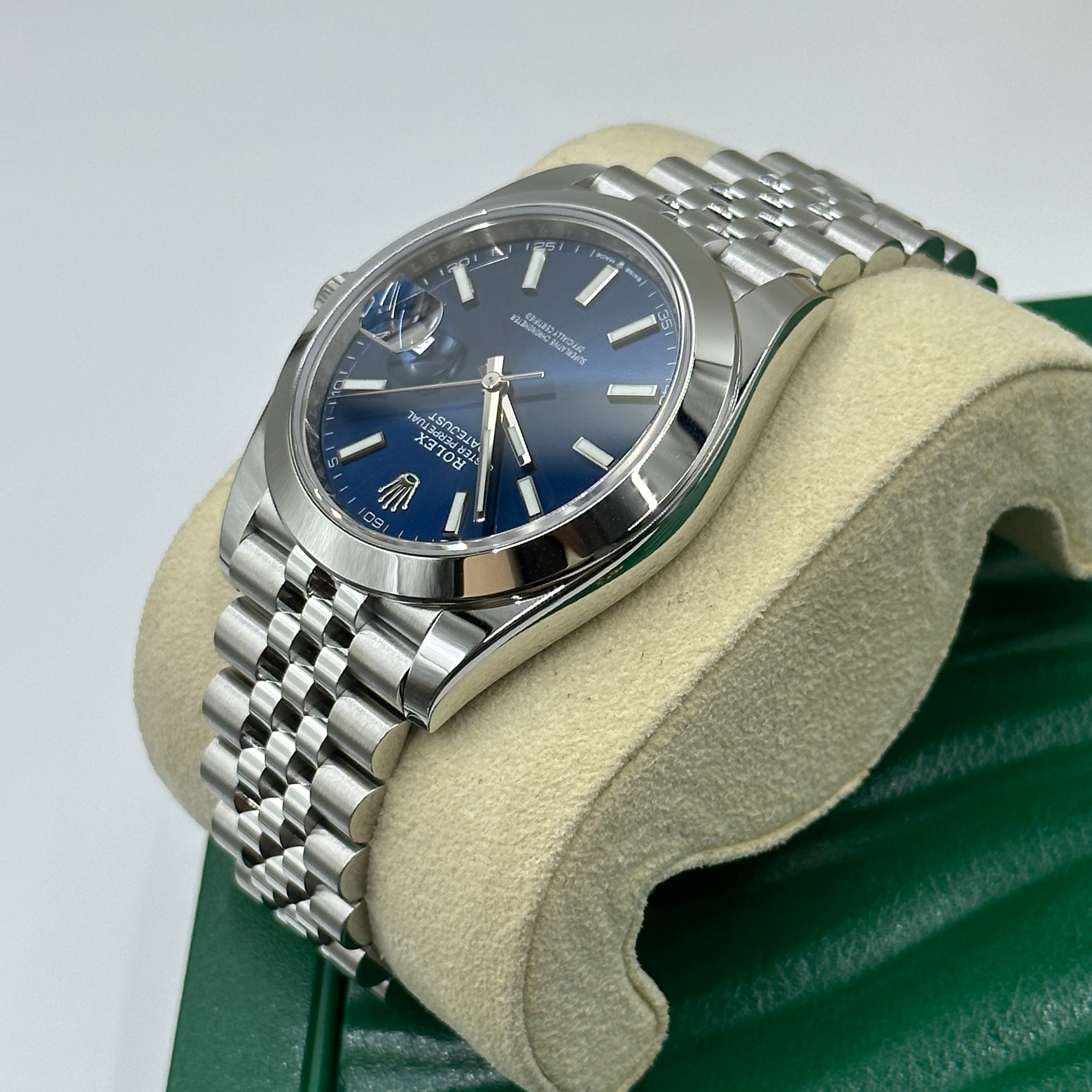 Rolex Datejust 41 126300 Blue Index Jubilee 2026