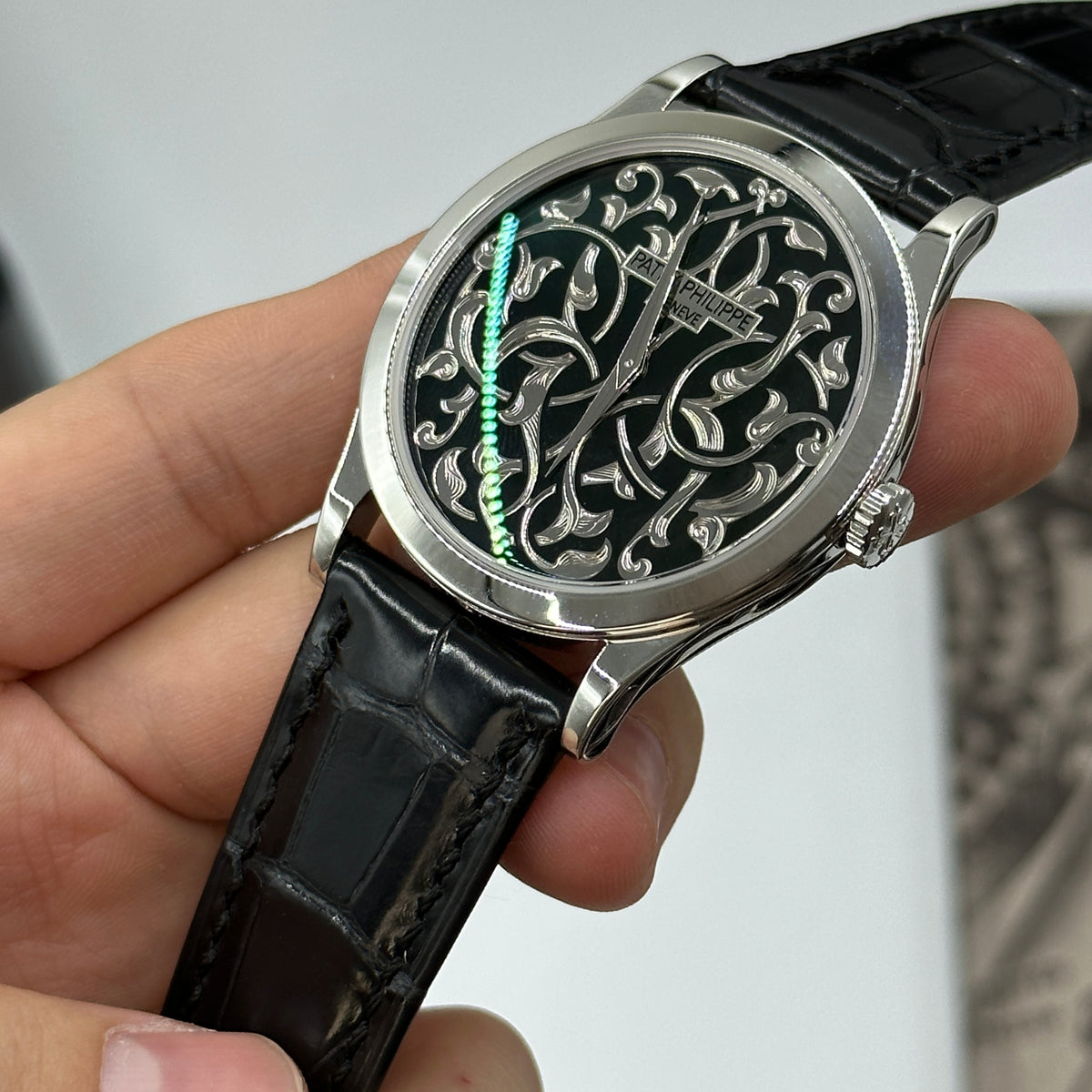 Patek Philippe Calatrava Engraved Black Dial Platinum Ref. 5088/100P-001  2022