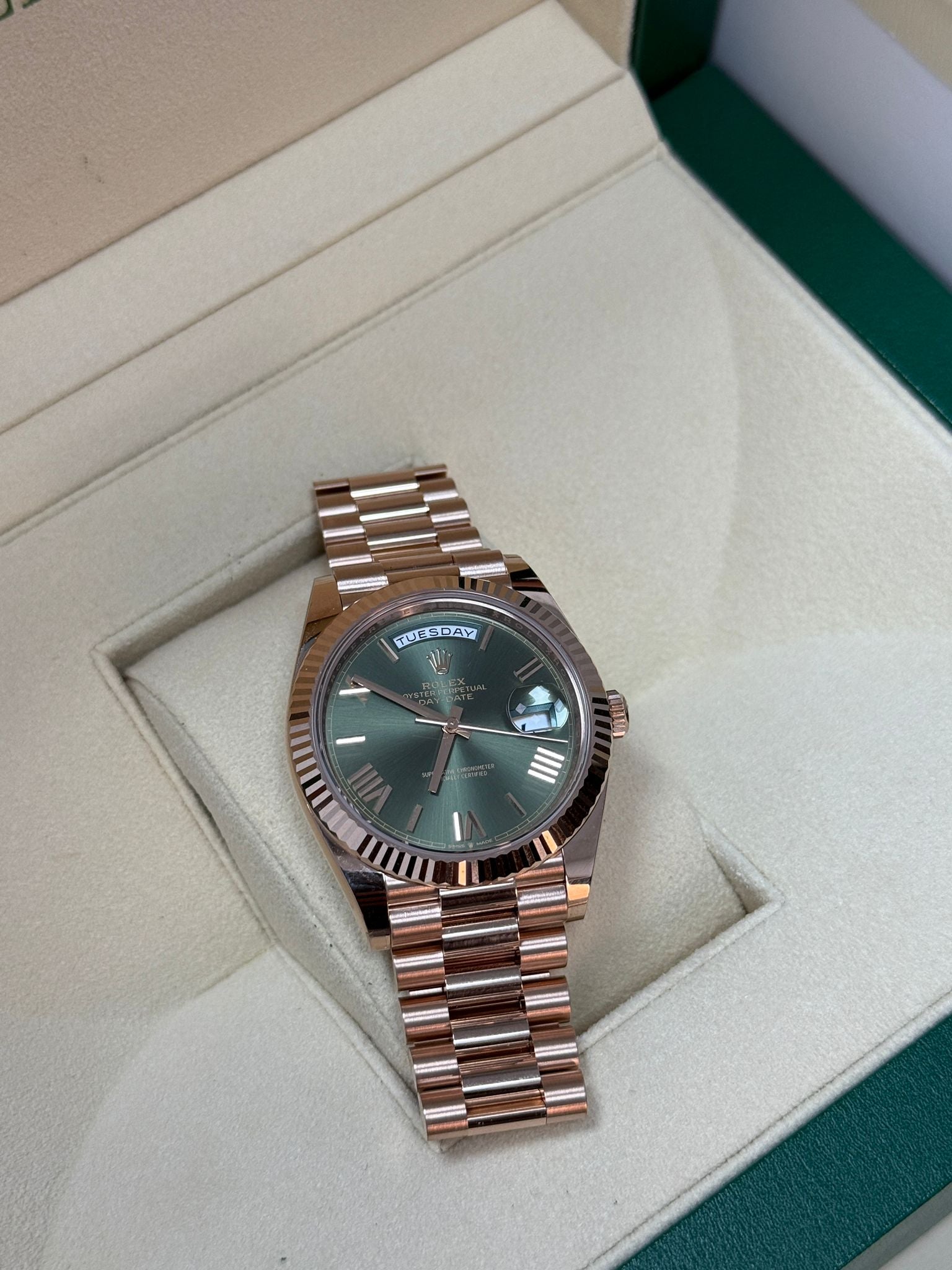 Rolex Day-Date 40MM 228235 Green Roman 2024