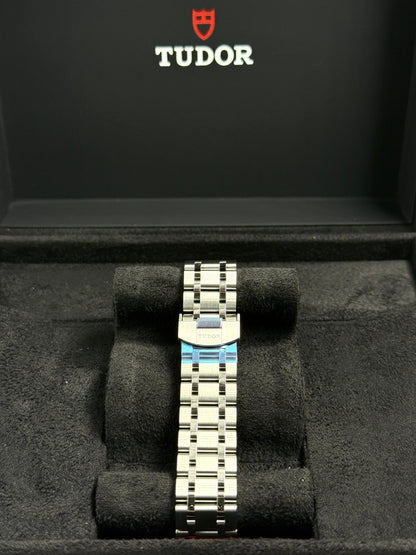 Tudor Royal 28600-0006 Blue Diamond
