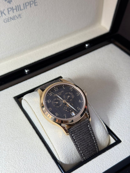 Patek Philippe 4946R-001  2025