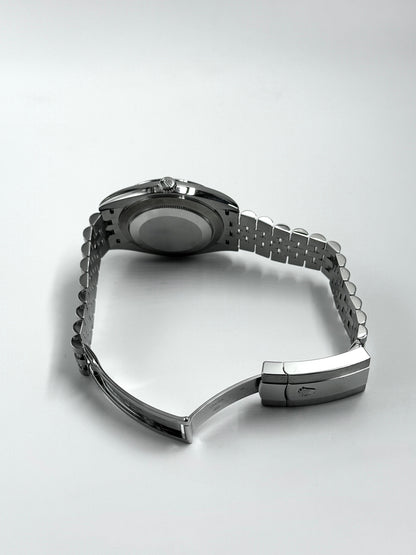 Rolex Datejust 41 126300 Black Index Jubilee 2025