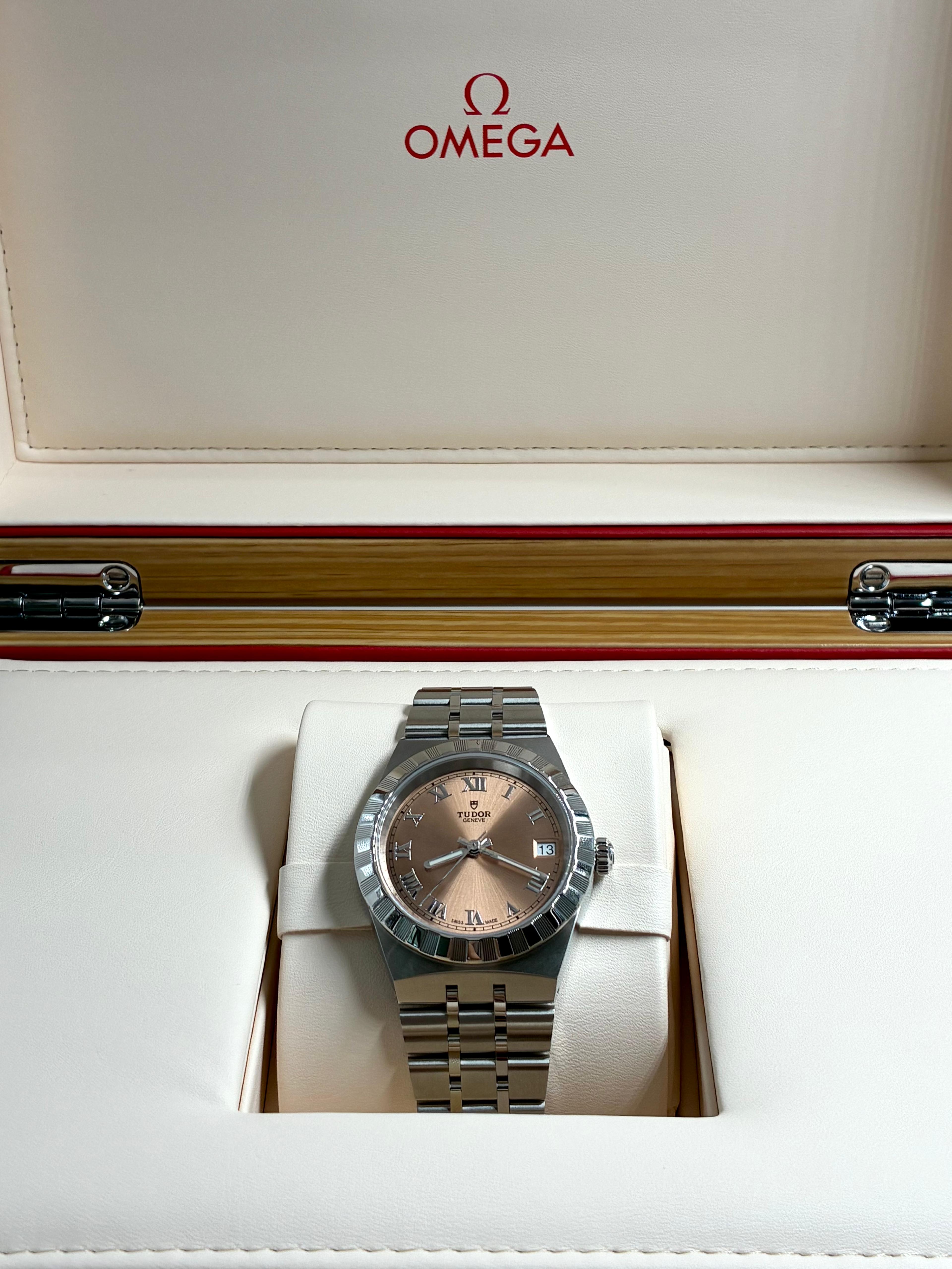 Tudor Royal M28400-0009