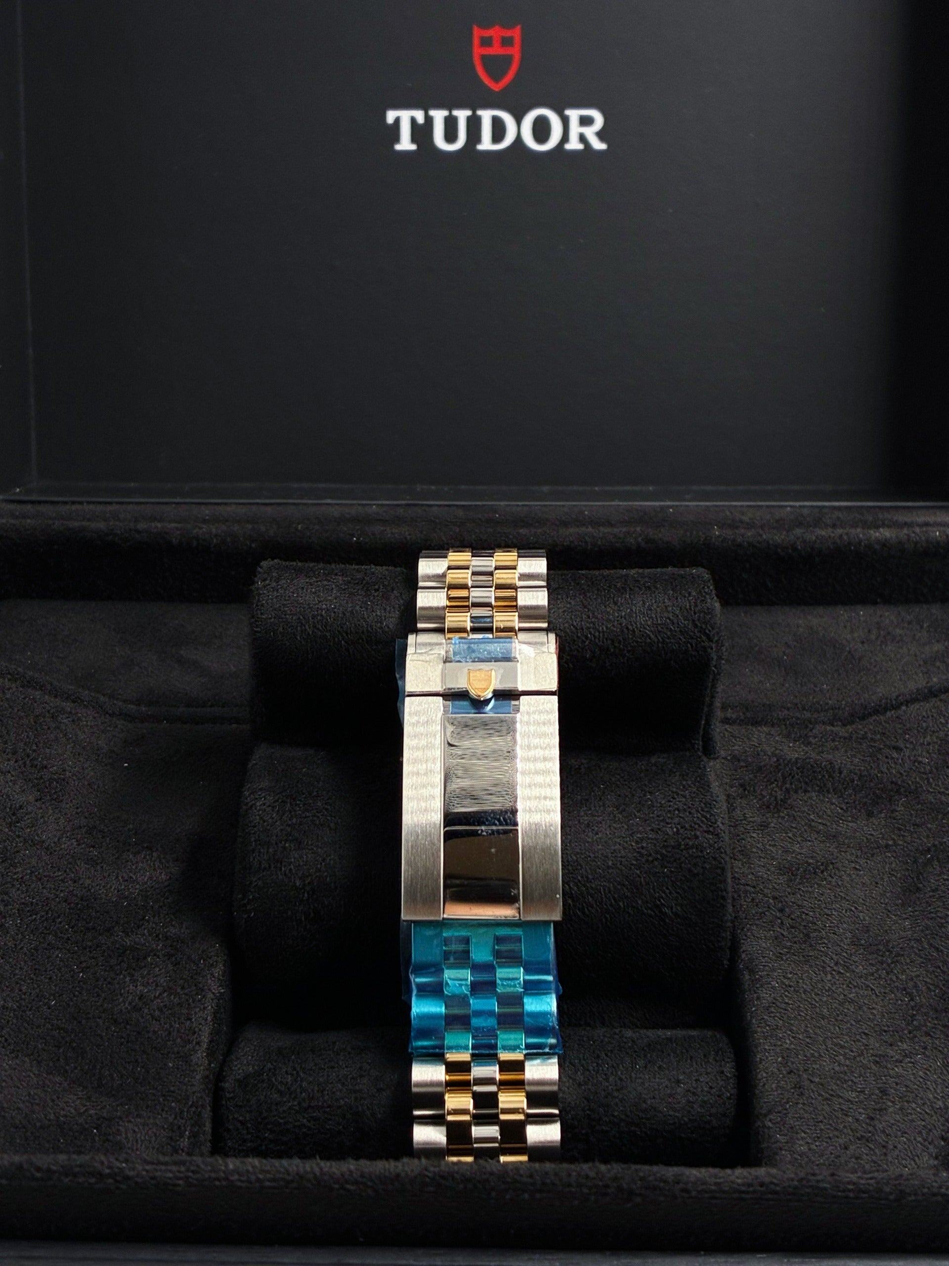 Tudor Black Bay One 79643-0006 Black Diamond 2025