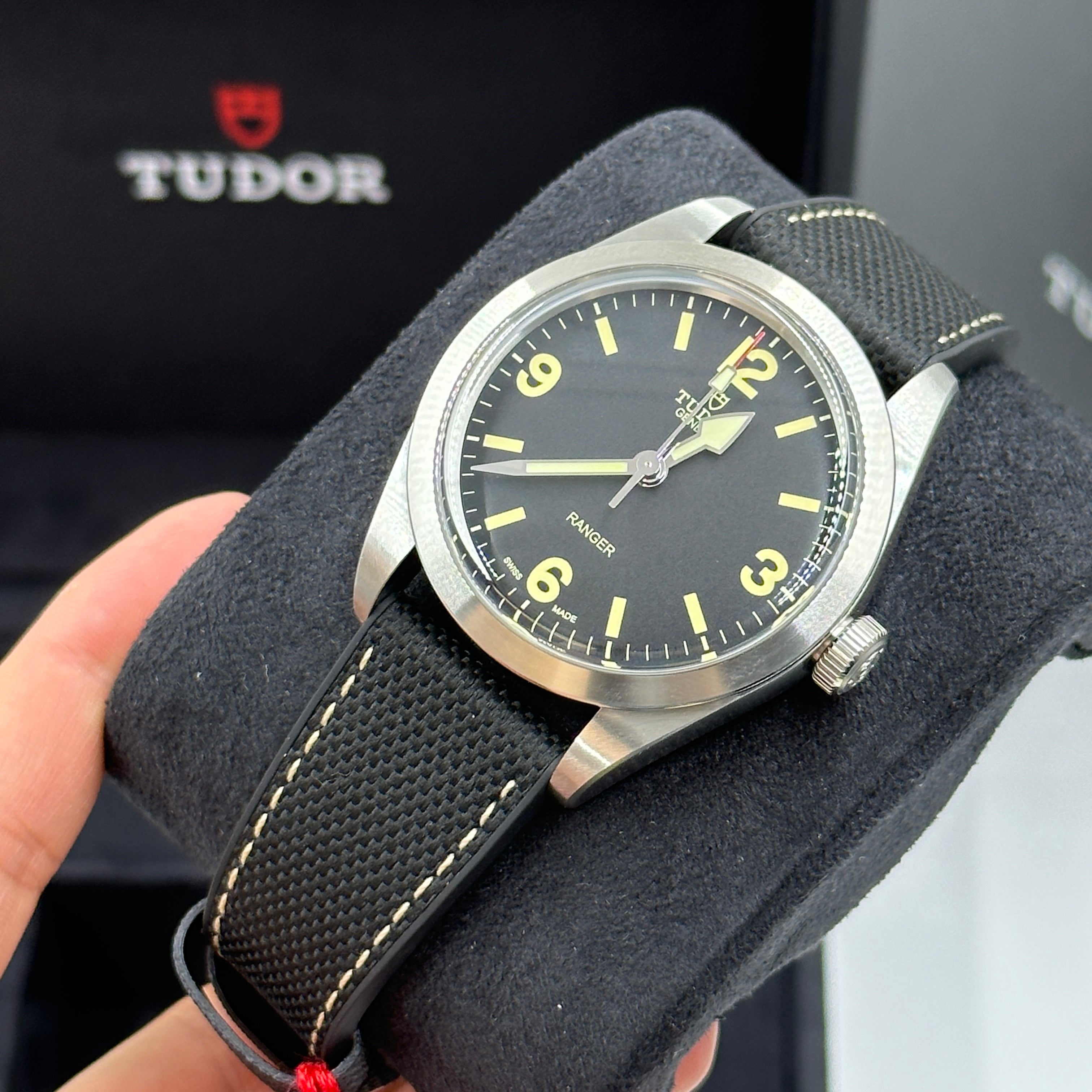 Tudor Ranger 79950-0002 Black