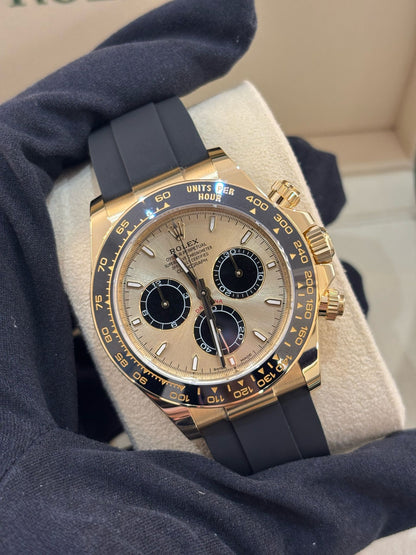 Rolex Cosmograph Daytona 126518 Golden and bright black YML