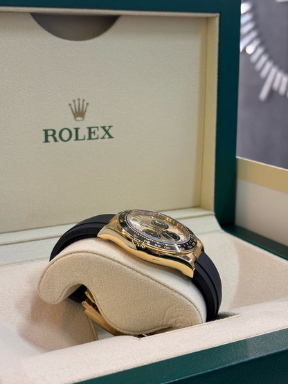 Rolex Cosmograph Daytona 126518 Golden and bright black YML